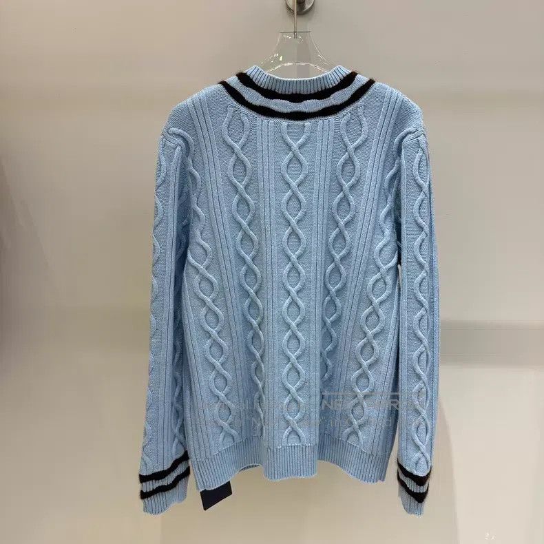 Louis Vuitton Louis Vuitton New wavy twisted Logo sweater Size US S / EU 44-46 / 1 - 4 Thumbnail