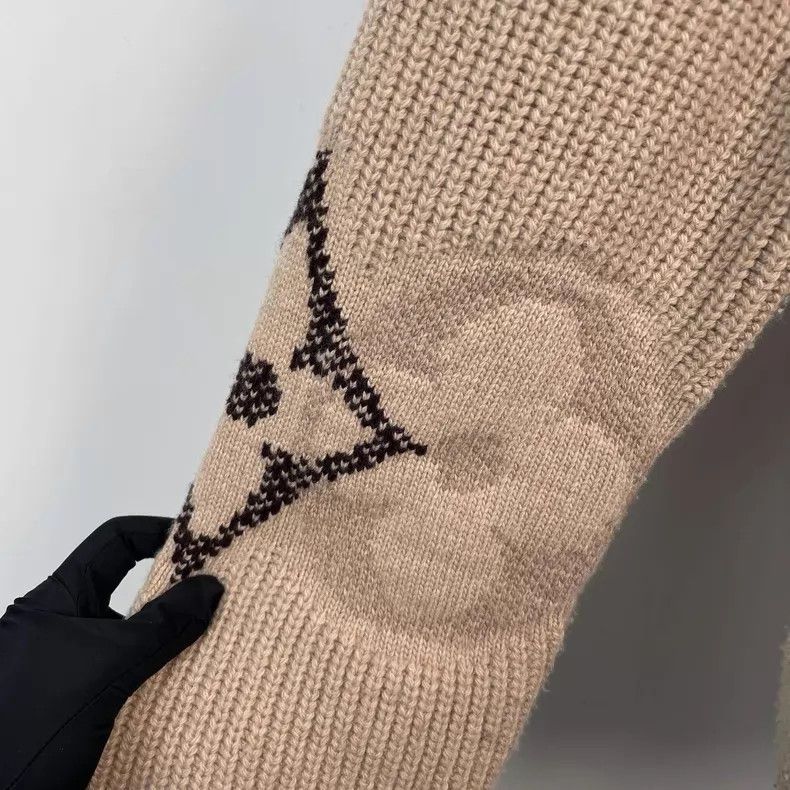 Louis Vuitton Louis Vuitton Ski Collection Beige Floral Embroidered Wool Size US S / EU 44-46 / 1 - 3 Thumbnail