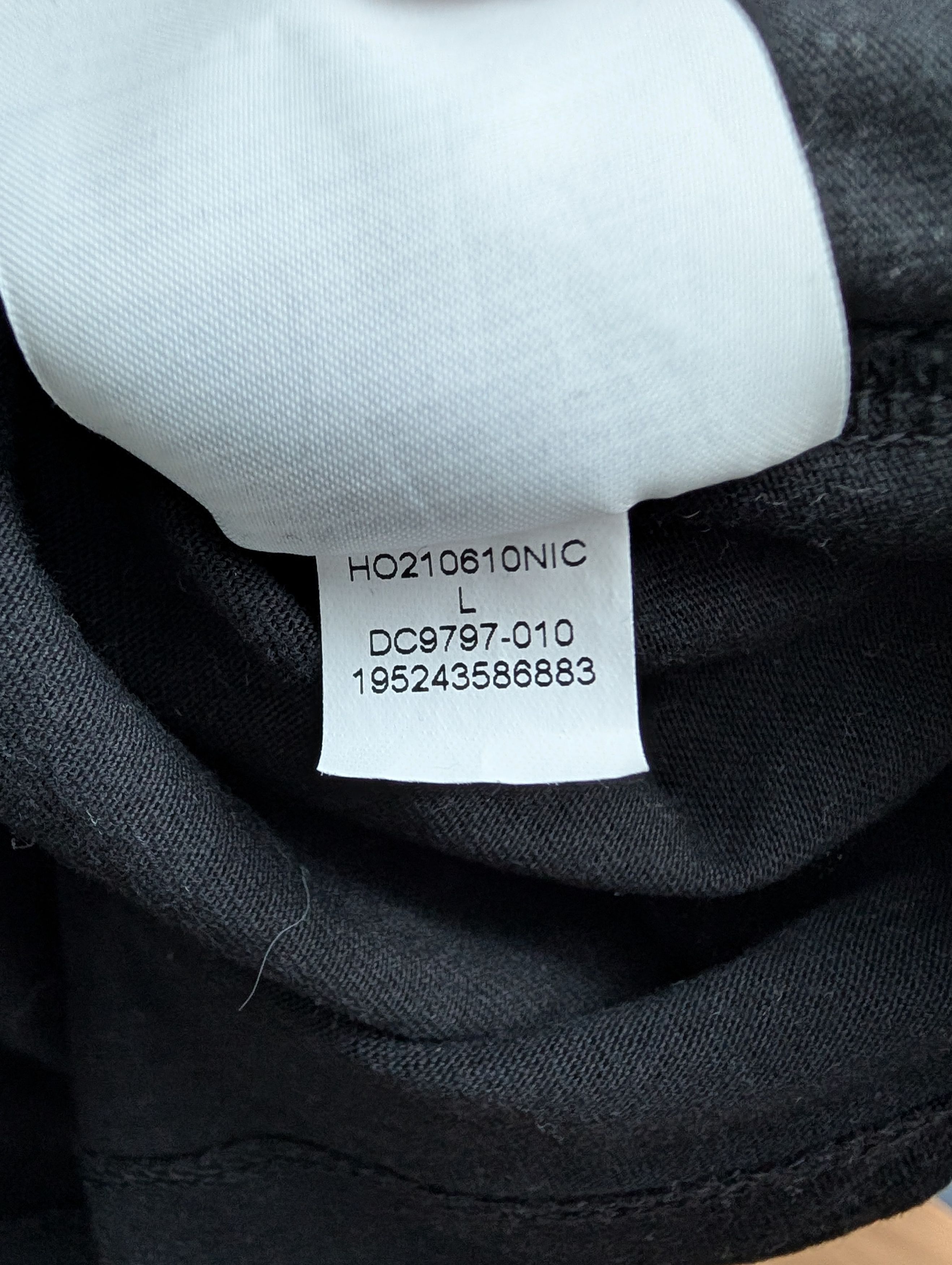 Jordan Brand × Nike Holiday Tee Size US L / EU 52-54 / 3 - 6 Thumbnail