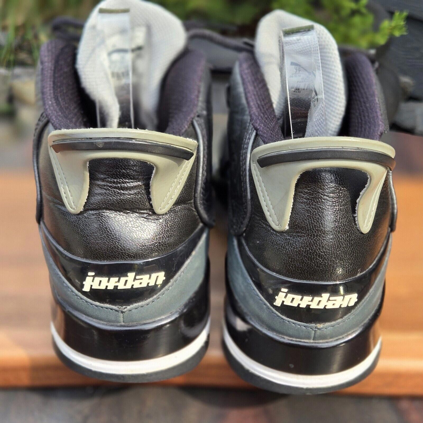Designer Nike Air Jordan Dub Zero Charcoal Wolf SZ 7Y 311047-004 AS2 Size US 7 / EU 40 - 5 Thumbnail