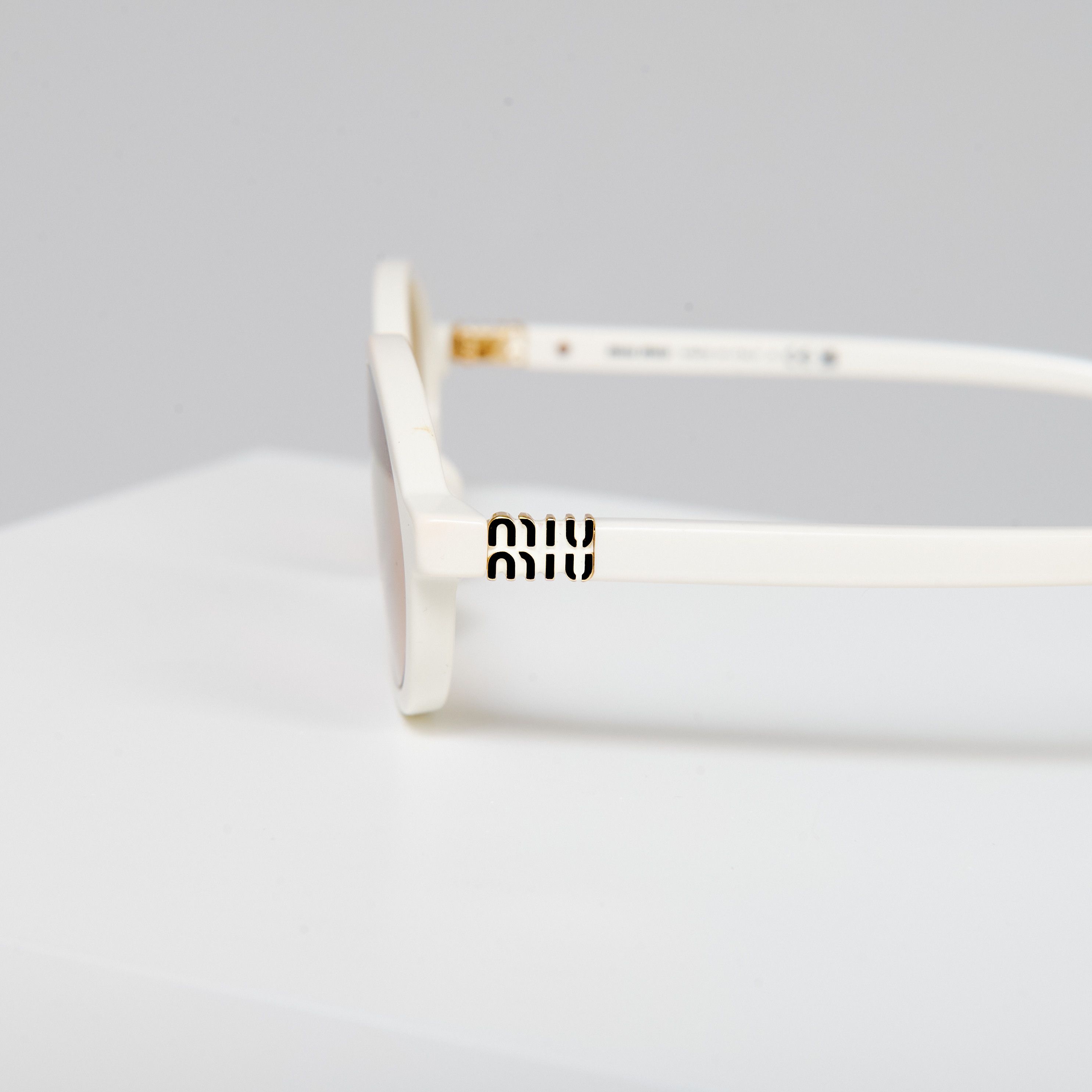 Miu Miu MIU MIU 0MU 04ZS 14240D Size ONE SIZE - 3 Thumbnail