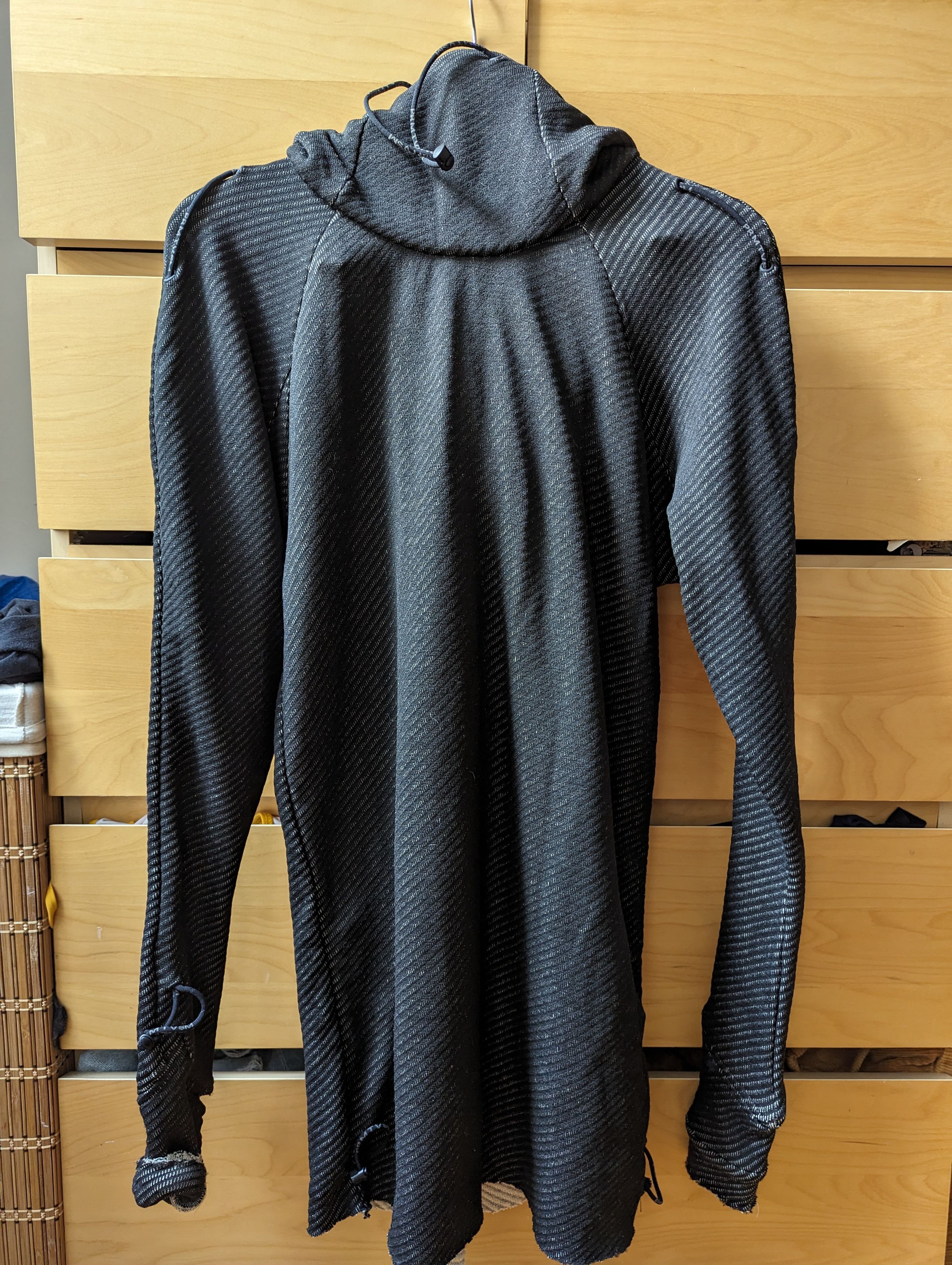 image of Avant Garde x Hamcus Chainmail Like Slim Hoodie With Thumbholes in Grey, Women's (Size Medium)