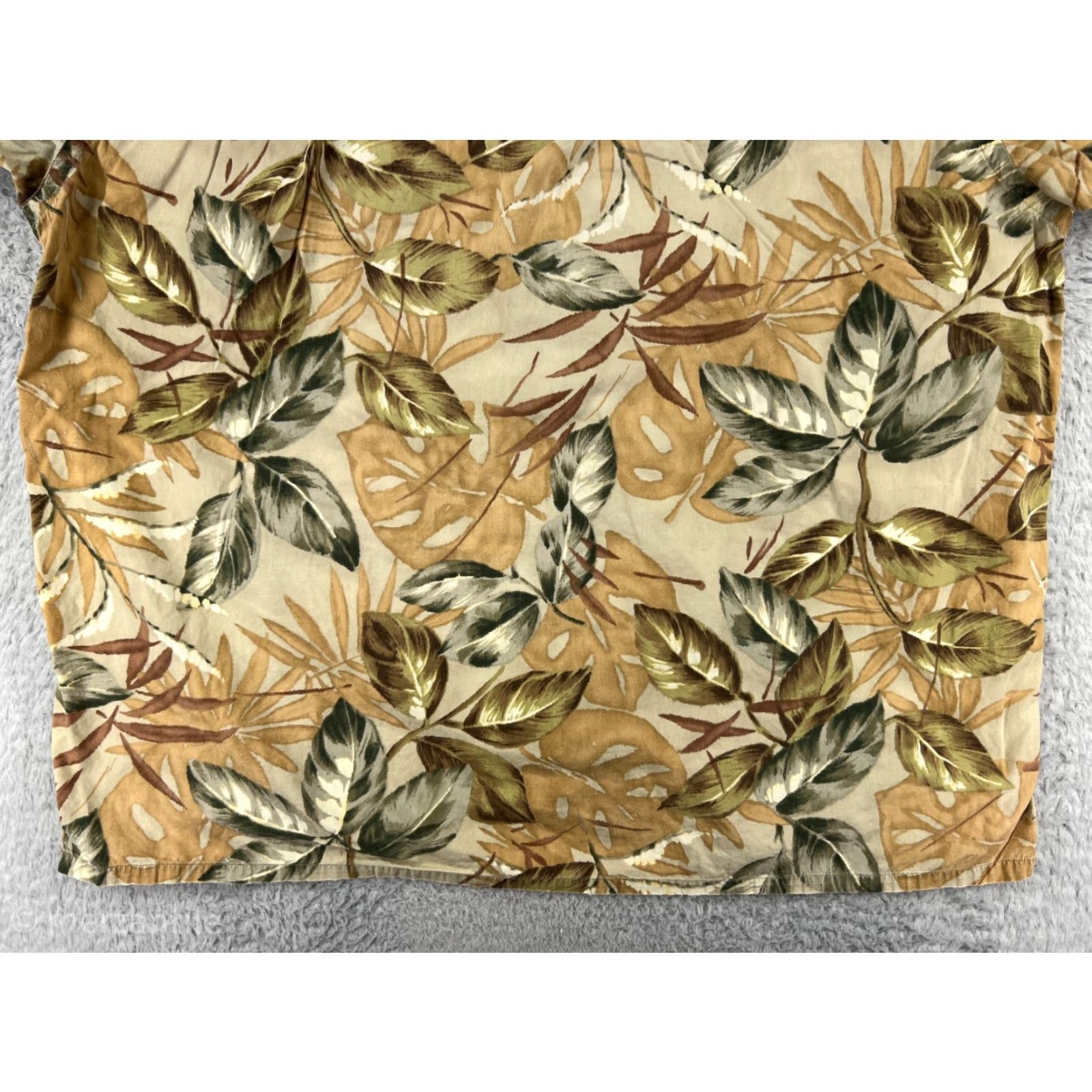 Nautica VINTAGE Nautica Shirt Men XL Beige Green Floral Hawaiian Leaf Pattern Cotton Button-Up Casual, Beach, Aloha, Floral, 90s Mens Size US XL / EU 56 / 4 - 7 Thumbnail