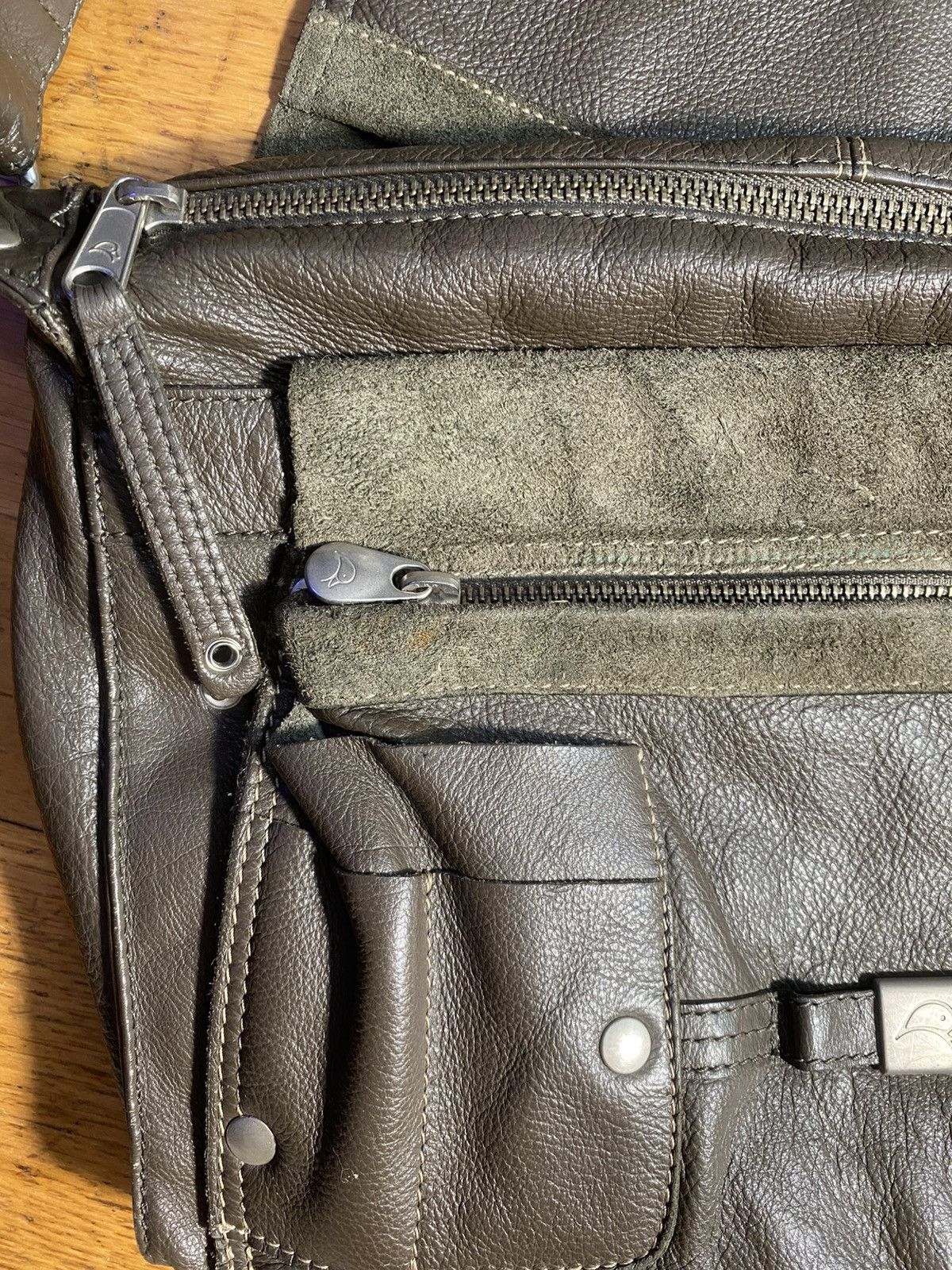 Mandarina Duck Mandarina Duck Vintage Messenger Crossbody Bag Size ONE SIZE - 4 Thumbnail