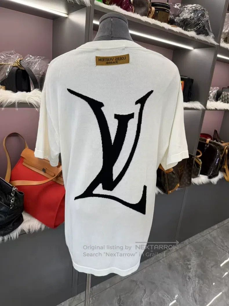 Louis Vuitton Louis Vuitton Twisted monogram large logo knit half-sleeve Size US M / EU 48-50 / 2 - 3 Thumbnail