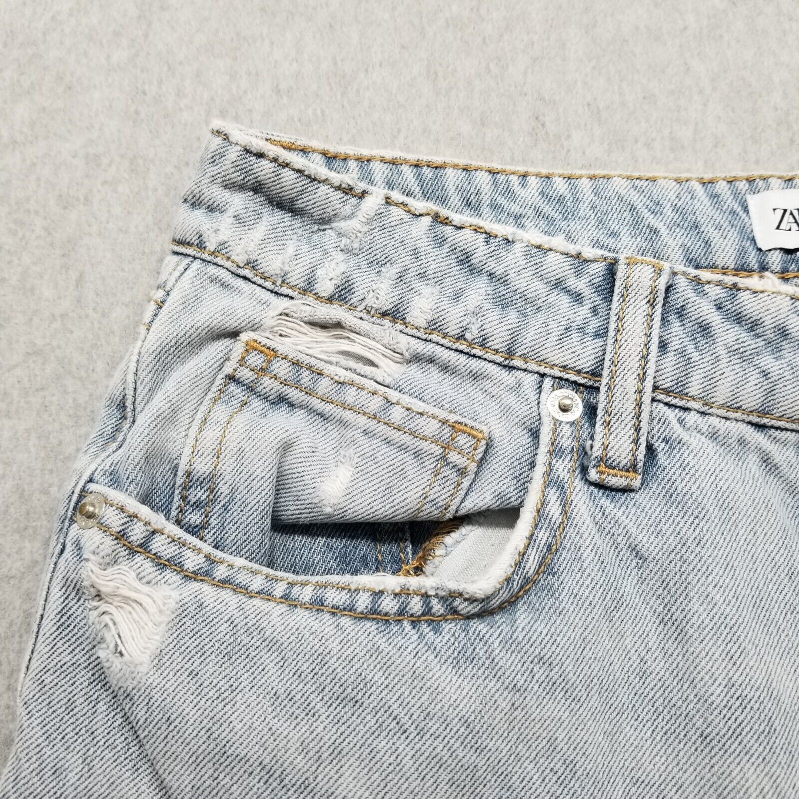 Zara Zara Jeans Womens 27x26 Blue Denim Tapered Distressed Size 27" / US 4 / IT 40 - 7 Thumbnail