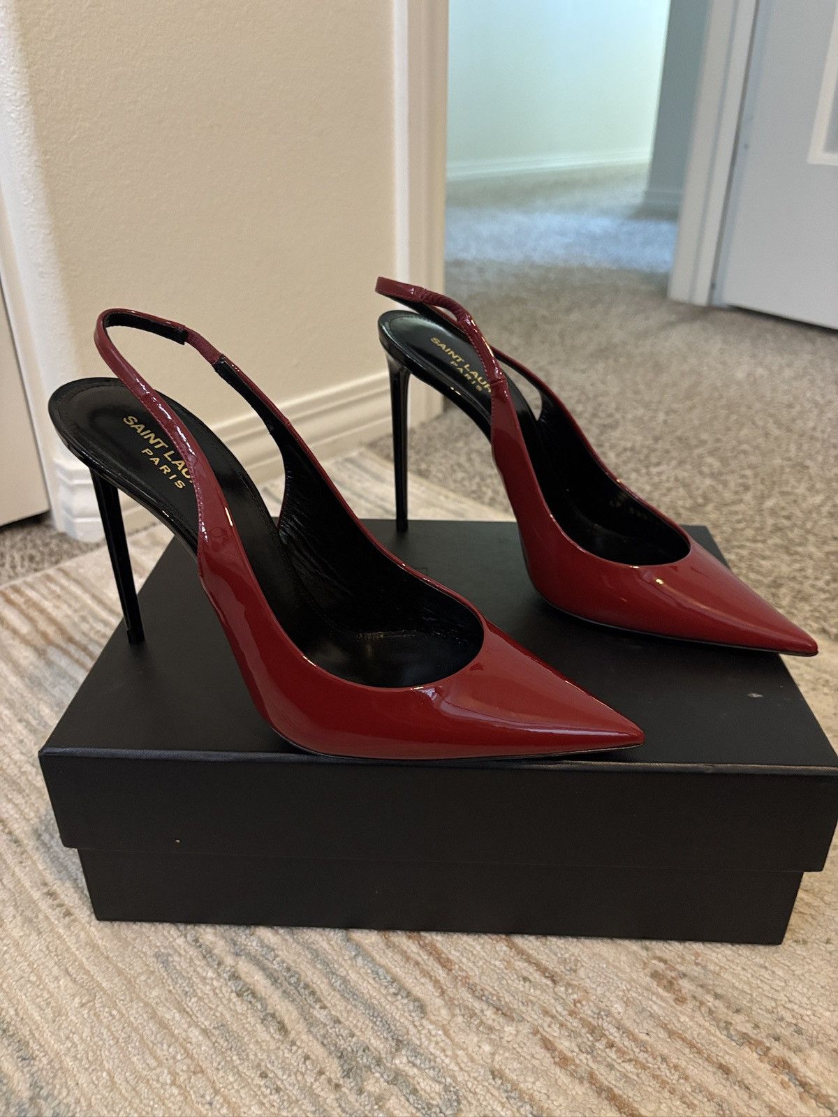 Saint Laurent Paris red ysl closed toe heels Size US 9 / IT 39 - 2 Thumbnail