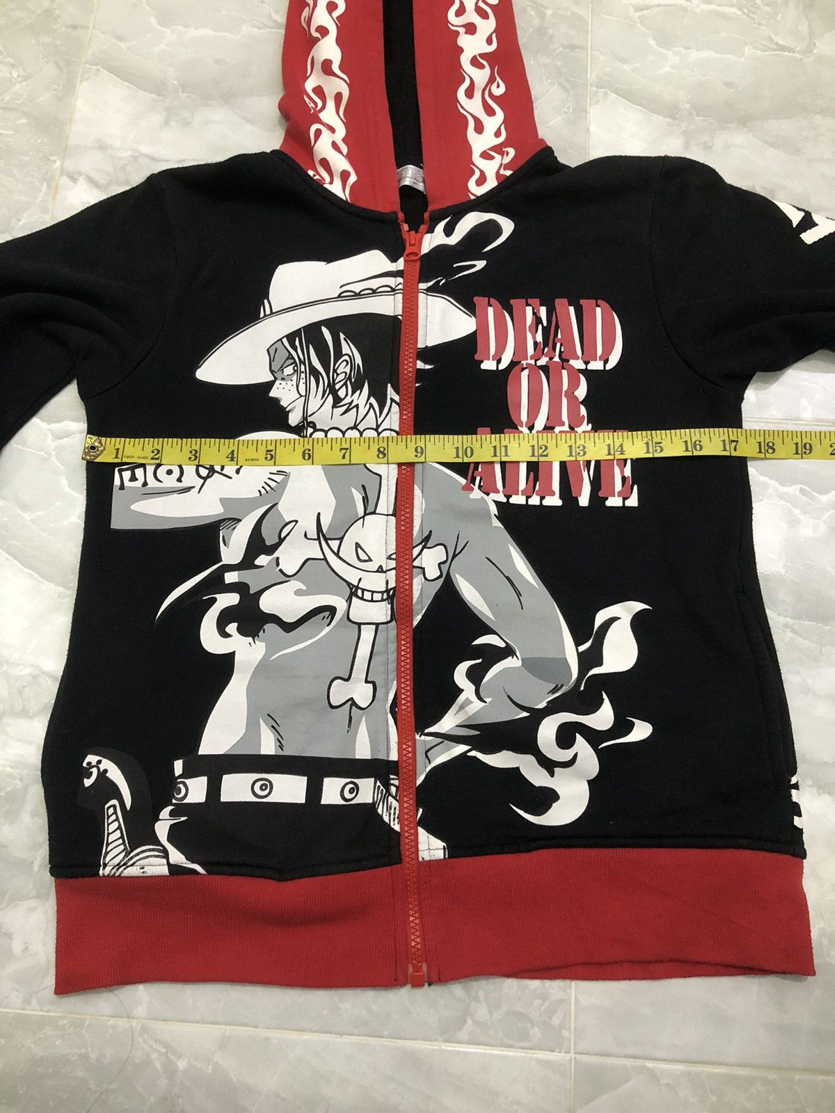 One Piece Vintage One Piece Portgas D. Ace Zip Hoodie Flame Red/Black Size US S / EU 44-46 / 1 - 16 Thumbnail