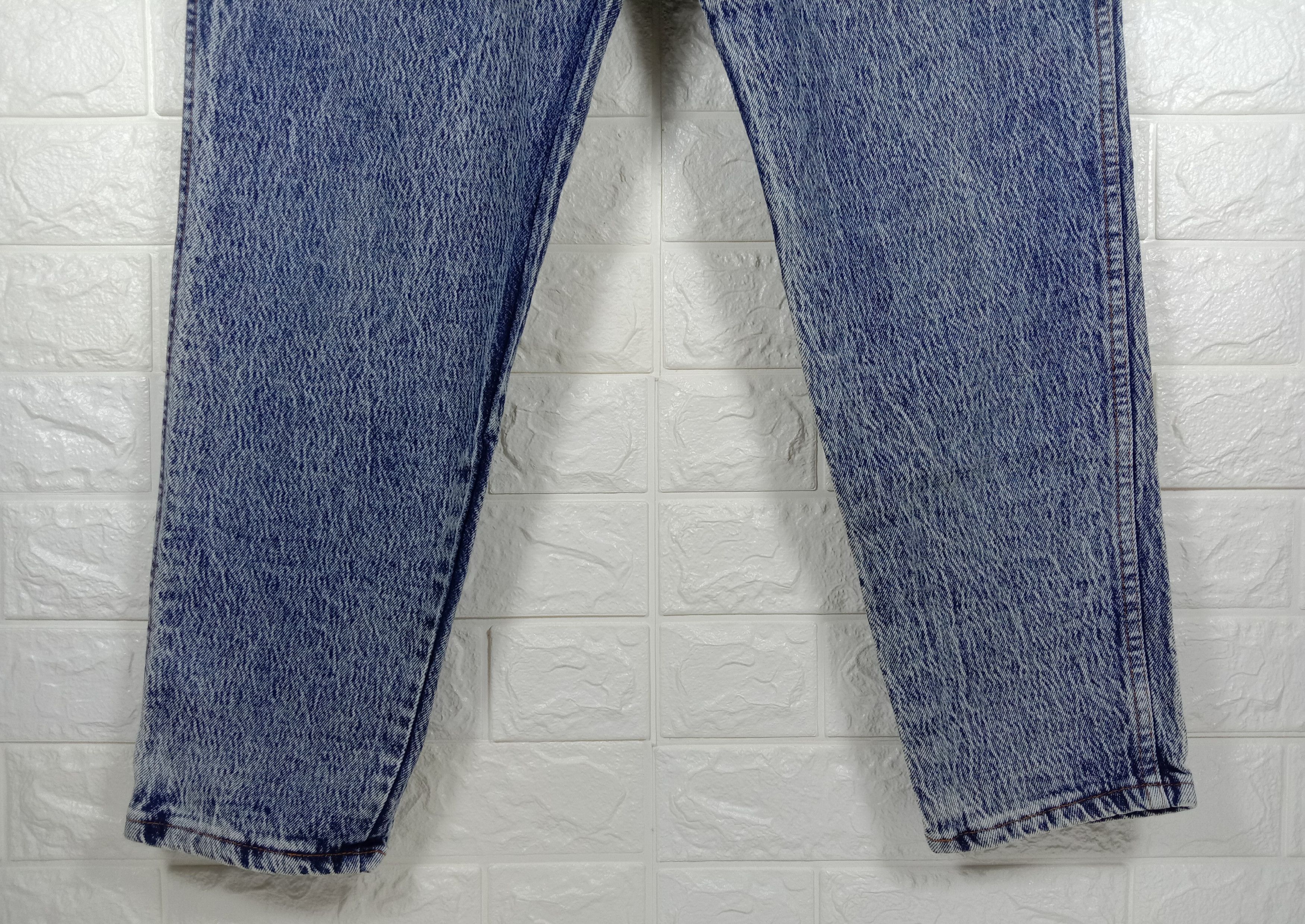 Vintage Vintage 90s CHIC Stone Wash Retro Jeans Size 33" - 8 Thumbnail