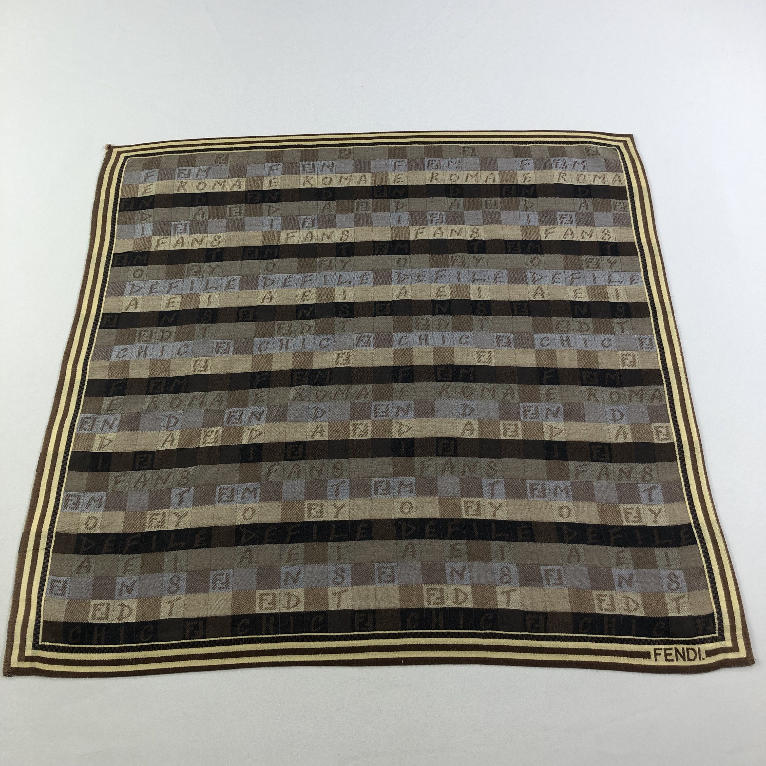 Vintage Fendi Handkerchief Neckerchief Bandana H1638 Size ONE SIZE - 3 Thumbnail