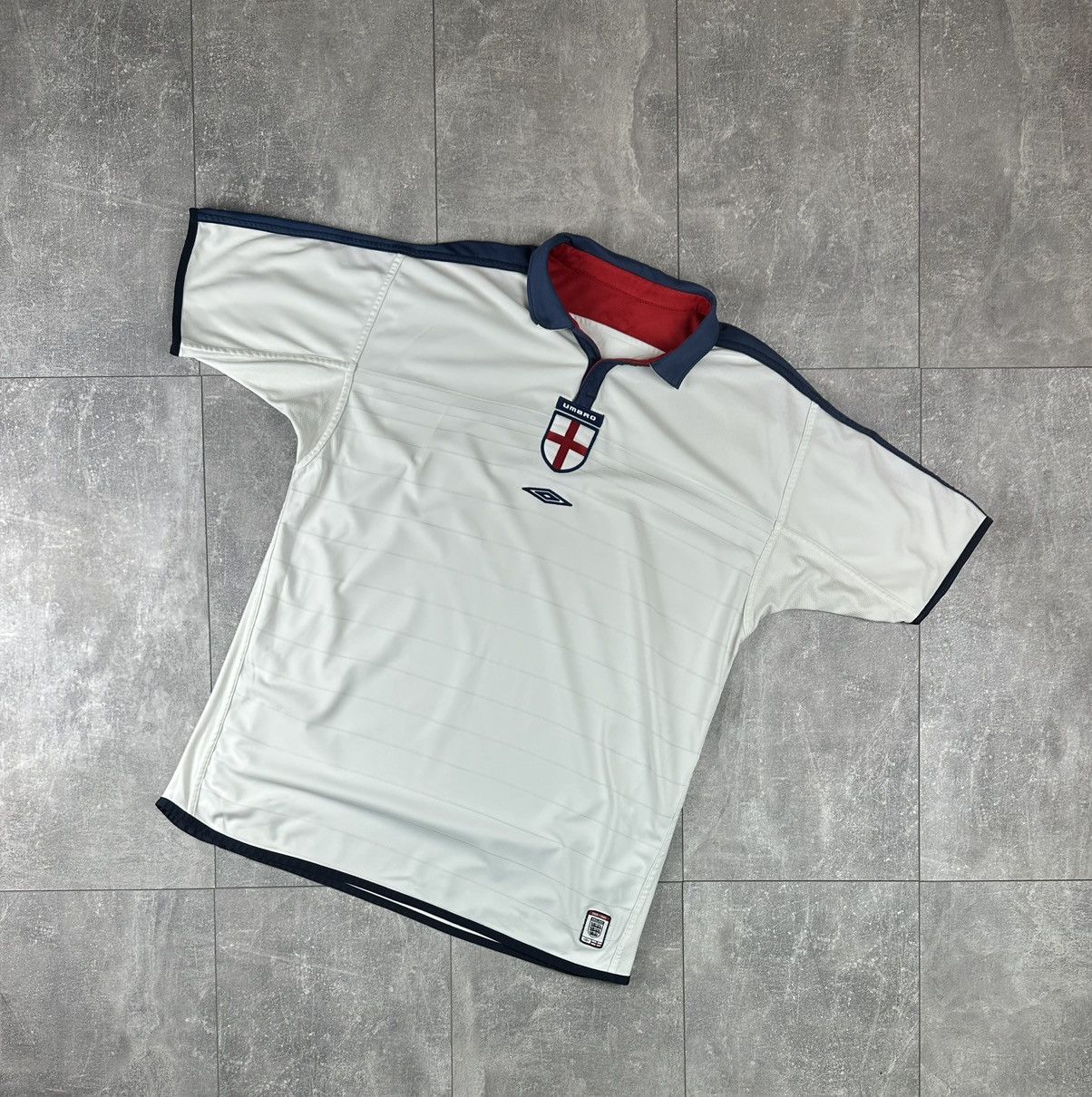 Umbro Umbro England 2003/04 Home Reversible Football Soccer Jersey Size US XL / EU 56 / 4 - 2 Thumbnail
