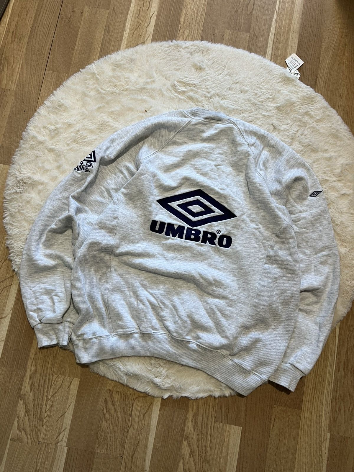 Umbro Umbro training vintage sweatshirt oversized baggy 90s Size US L / EU 52-54 / 3 - 6 Thumbnail