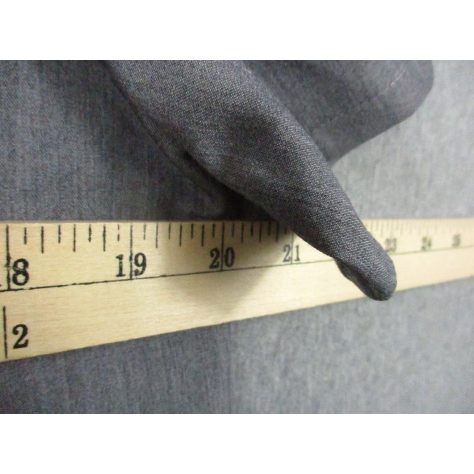 Vintage FIGS Scrubs Top Gray Catarina Technical Collection M Unisex Shirt Medium Gray Size US M / EU 48-50 / 2 - 3 Thumbnail