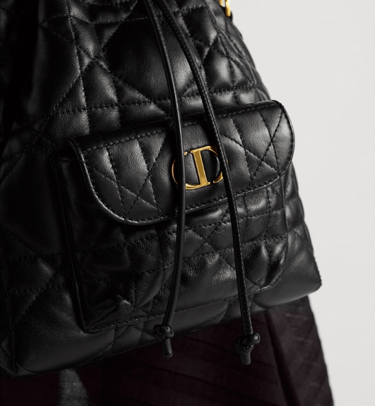 Dior o1w1db10426 M3372U Size : OS / Small Bucket Bag in Black Size ONE SIZE - 7 Thumbnail