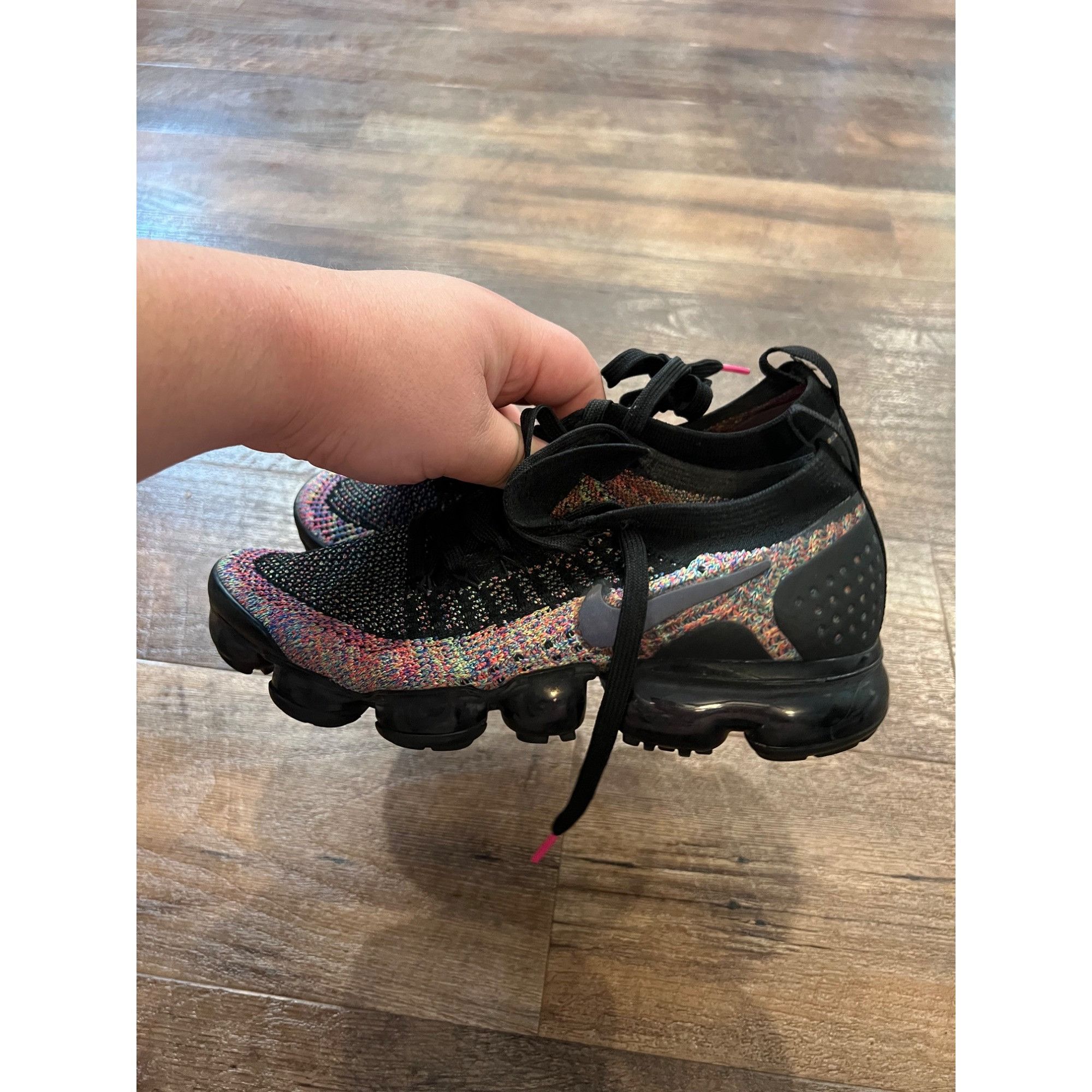 Nike Nike Air Vapor Max Flyknit 2 Women Size 7 Black Multi Col Size US 7 / IT 37 - 6 Thumbnail