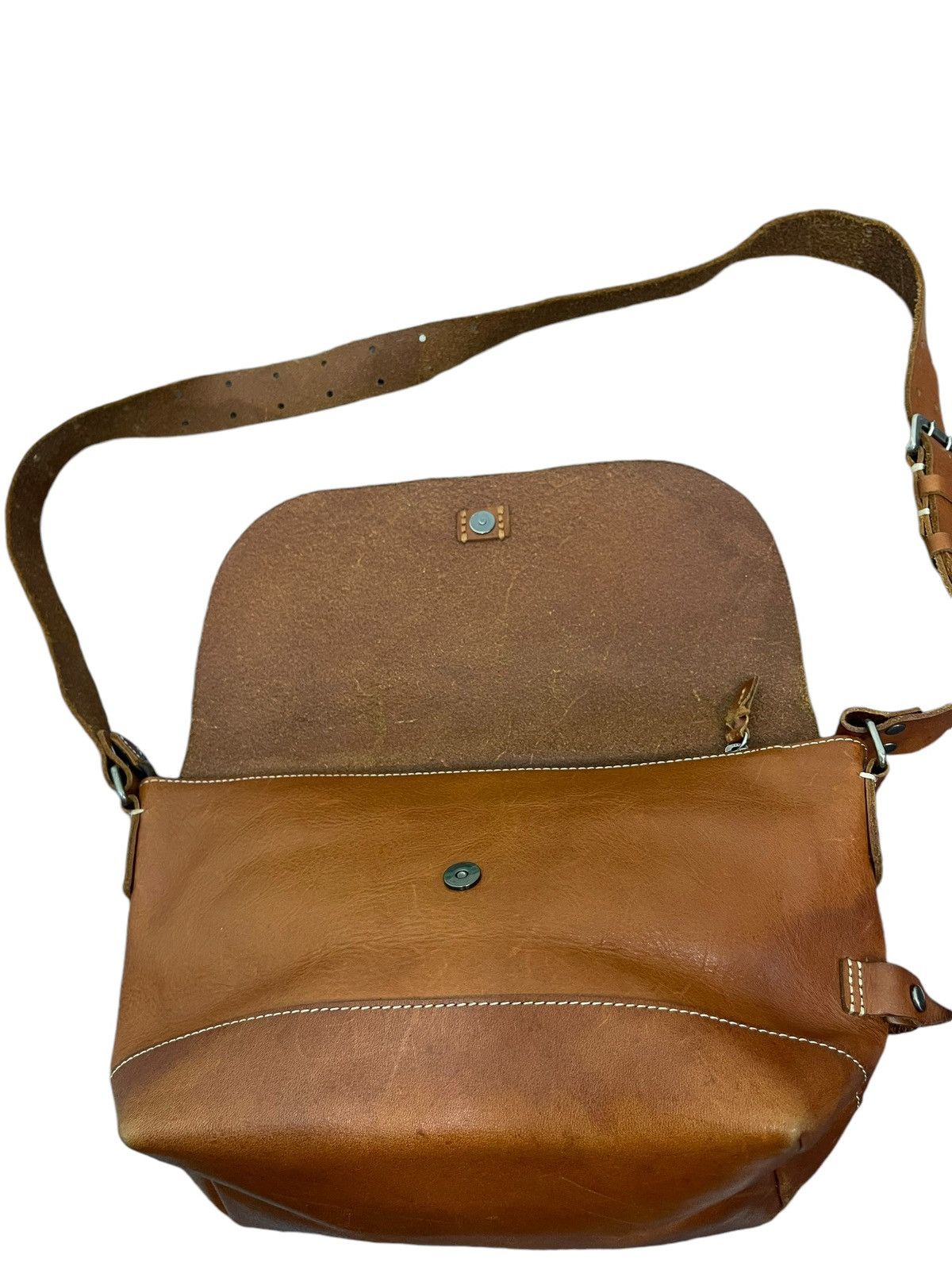 Japanese Brand Full Leather Patina Beach Sound Cross Body Bag 4🟩 Size ONE SIZE - 21 Thumbnail