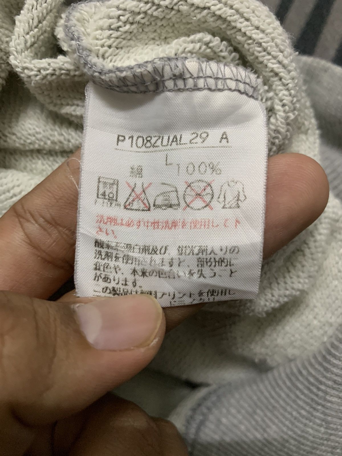 Designer × Karl Helmut × Vintage VINTAGE KARL HELMUT DOG & U.S.A FLAG LOGO Size US L / EU 52-54 / 3 - 5 Thumbnail