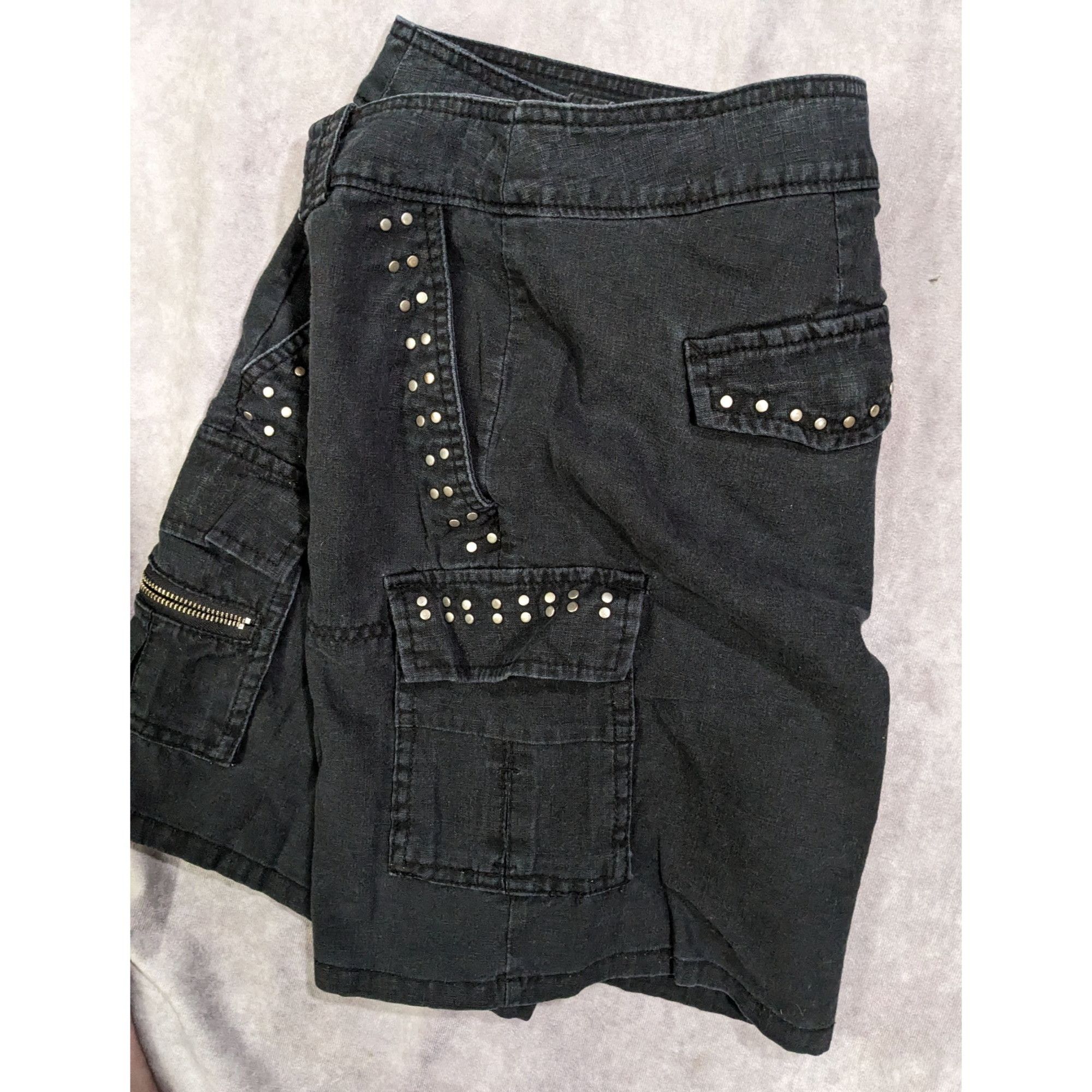 Other Gothic Studded Black Short by NY & Company Size 27" / US 4 / IT 40 - 8 Thumbnail