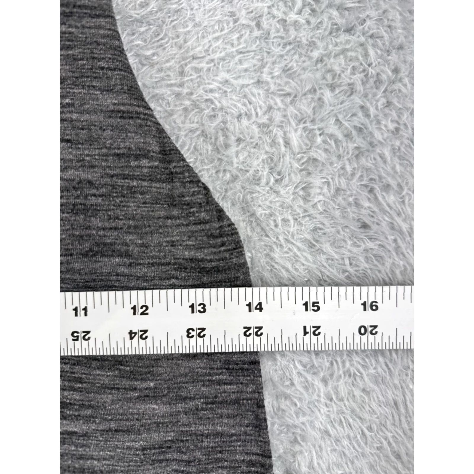 Lululemon Lululemon Shirt Women Gray Tank Luxtreme Built-In Bra All Seasons Sleeveless Racerback Casual Workwear Regular Size 4 Size S / US 4 / IT 40 - 7 Thumbnail