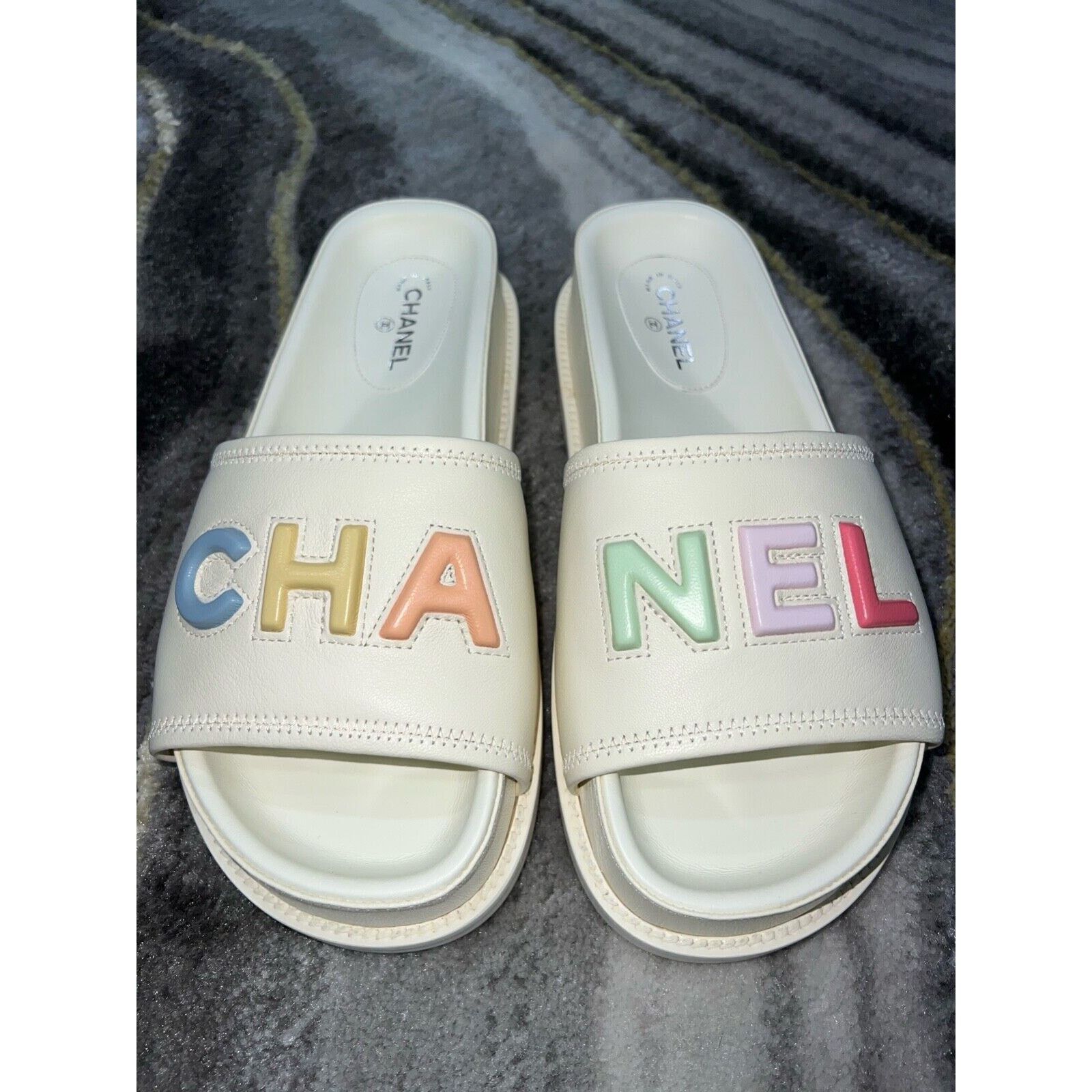 Chanel Chanel 22S Ivory Lambskin Multicolor CHA NEL Letter Logo Size US 8.5 / IT 38.5 - 5 Thumbnail