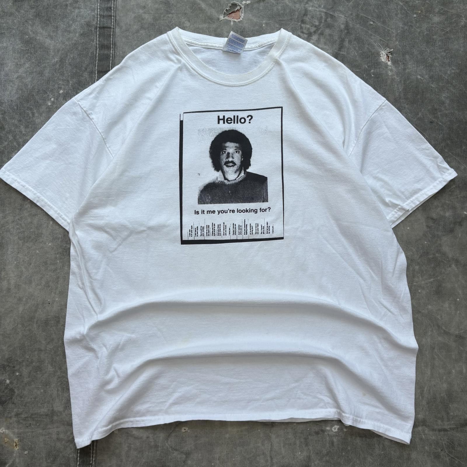 Band Tees Vintage Y2K Rare Lionel Richie Hello Song Music Shirt Size US XL / EU 56 / 4 - 1 Thumbnail