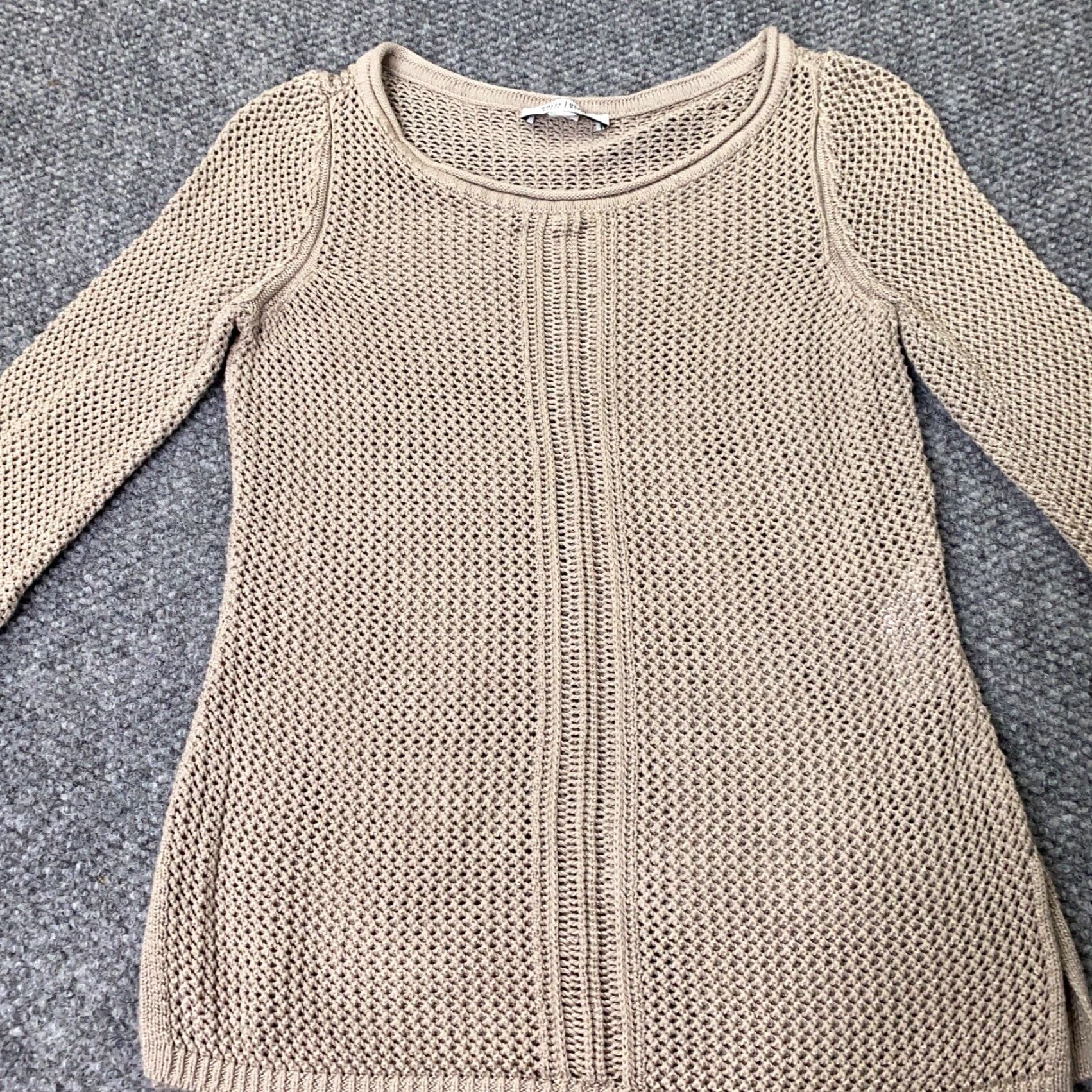 White House Black Market VINTAGE White House Black Market Womens Sweater XS Beige Open Knit Side Slit 3/4 Sleeves Size XS / US 0-2 / IT 36-38 - 2 Thumbnail