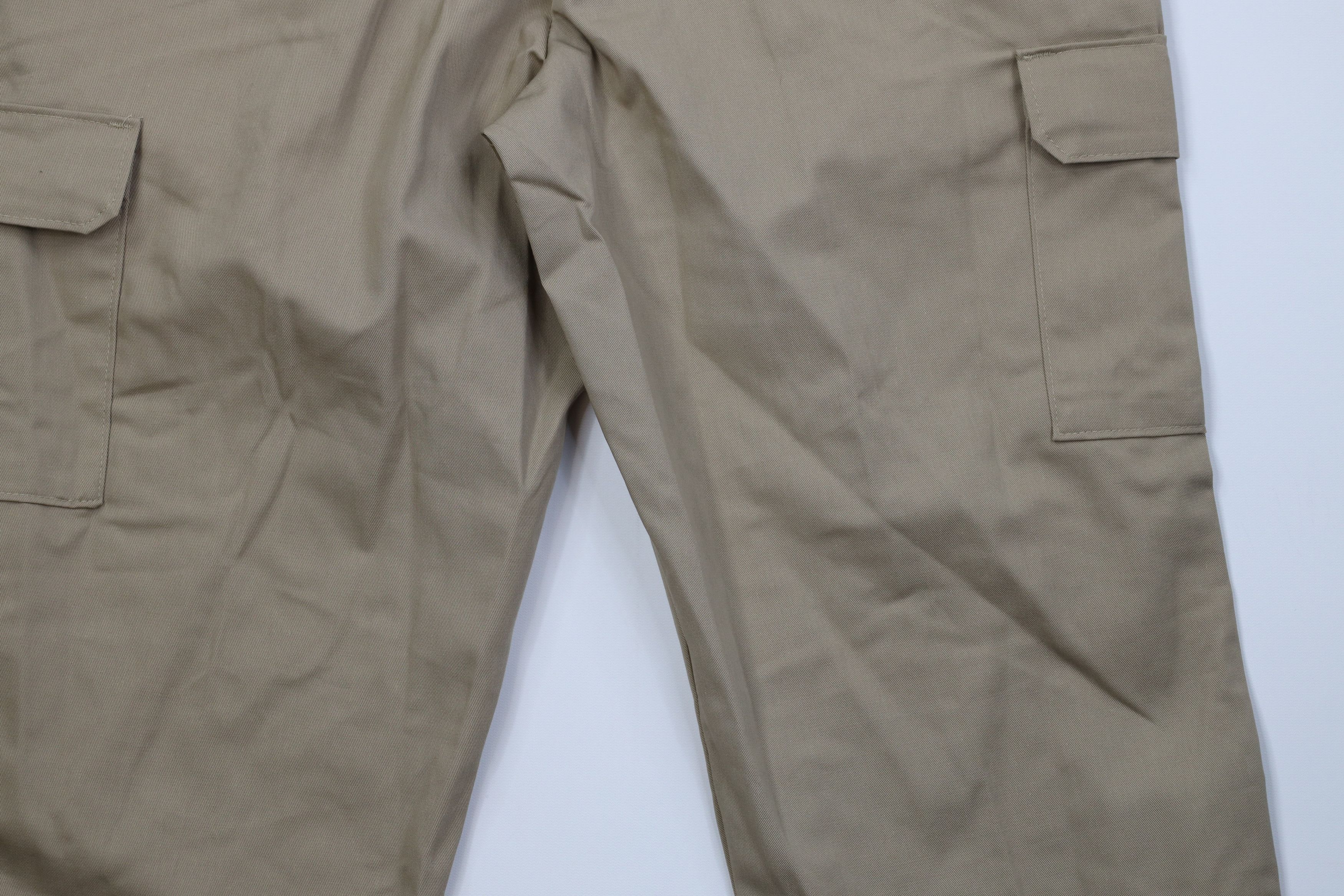 Vintage Deadstock Vintage 90s Streetwear Wide Leg Cargo Pants Beige Size US 38 / EU 54 - 12 Thumbnail