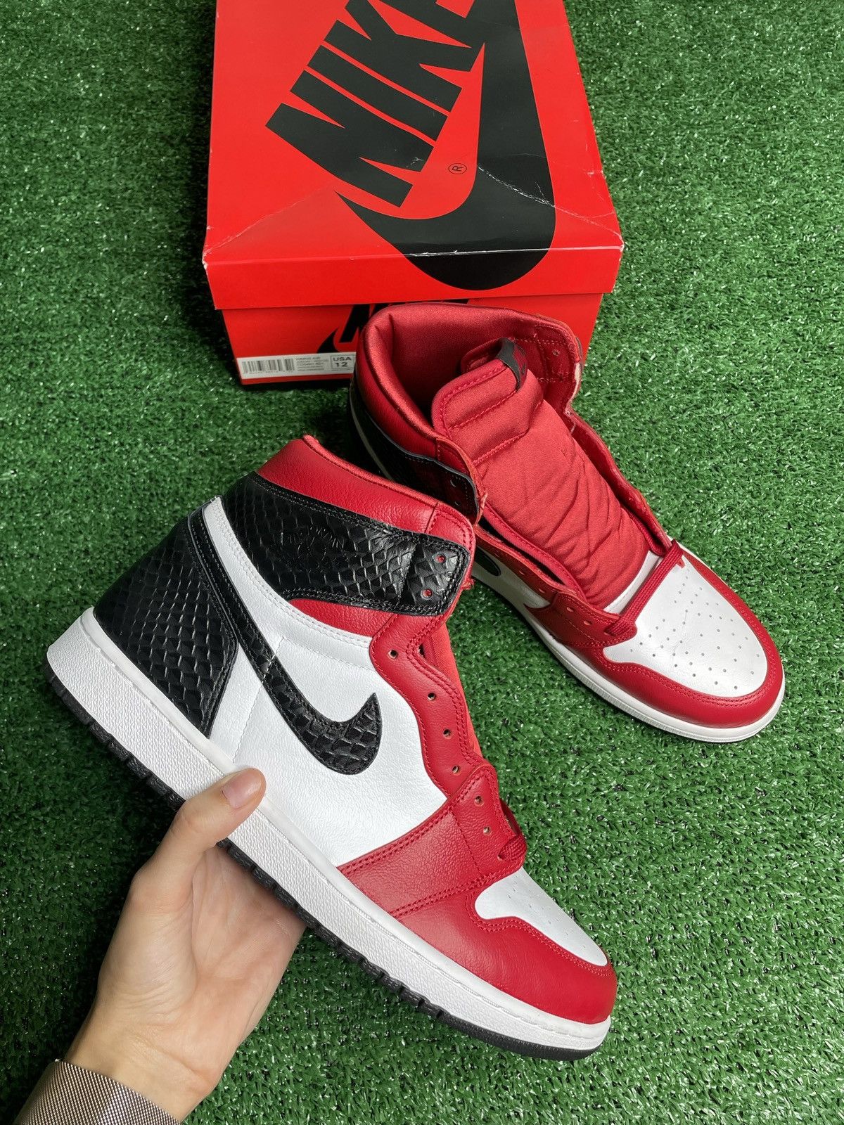 Jordan Brand Air Jordan 1 “Satin Snakeskin” Size US 10.5 / EU 43-44 - 5 Thumbnail