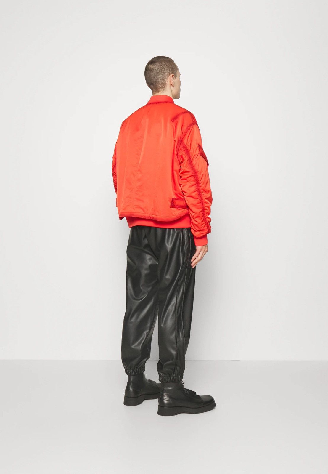 Solid Homme × Wooyoungmi !DS! SS23 Solid Homme Red Multipocket Bomber Size US M / EU 48-50 / 2 - 4 Thumbnail