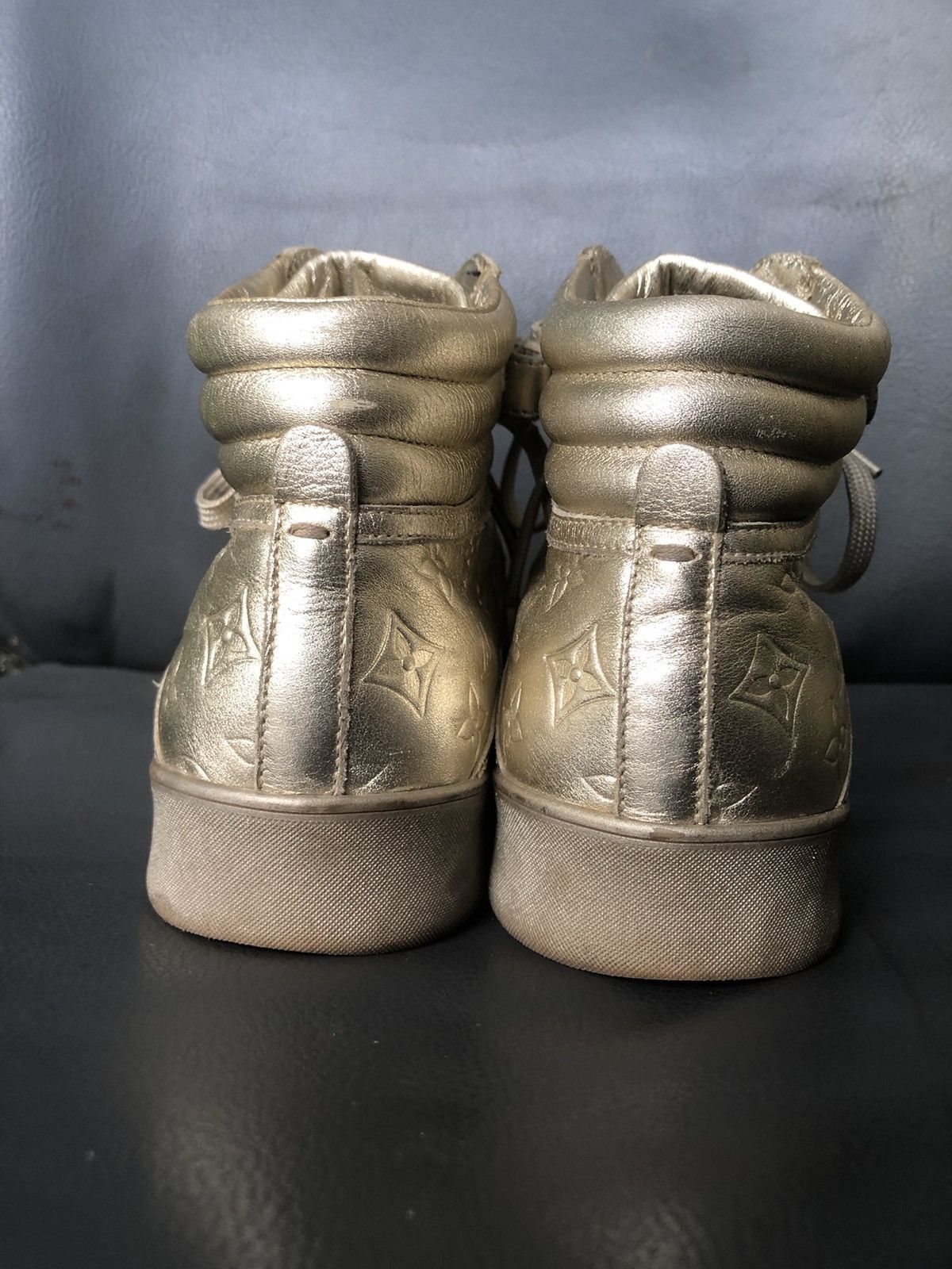Louis Vuitton Louis Vuitton Gold Leather Women’s High Top Sneakers Sz 36 Size US 6 / IT 36 - 15 Thumbnail