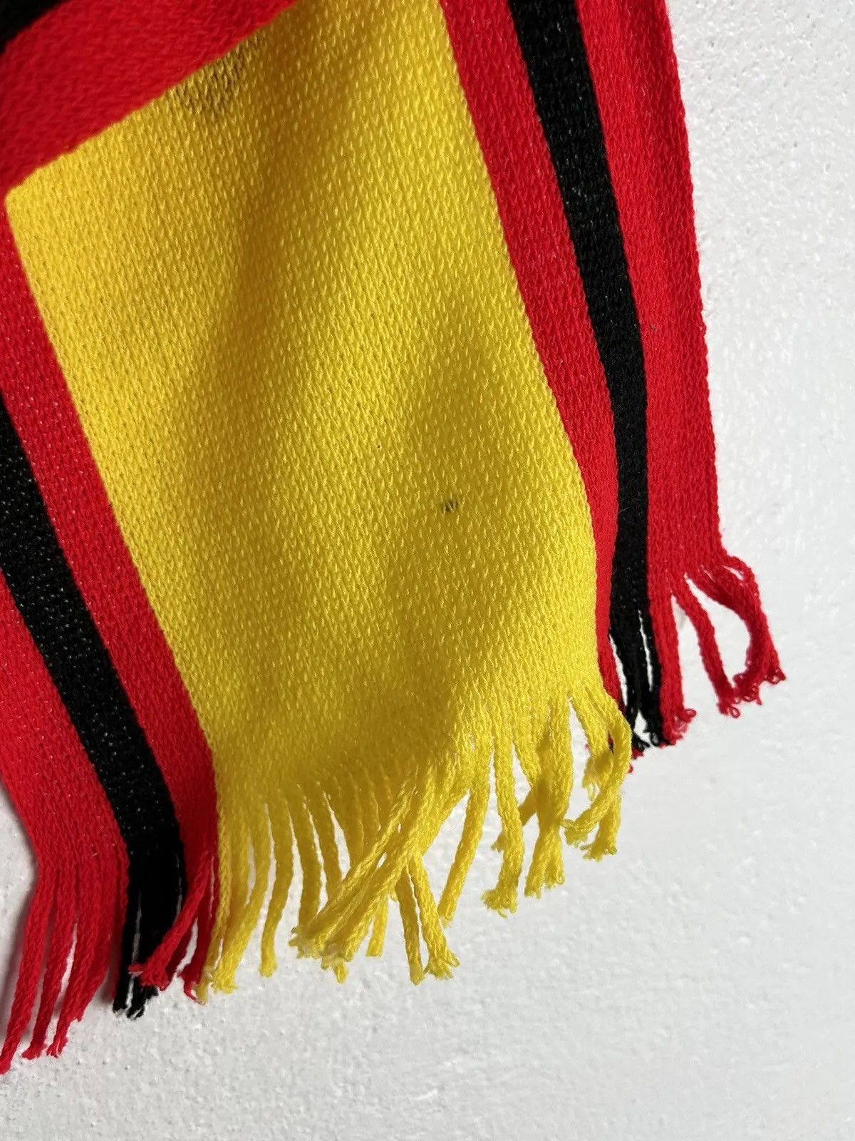 Vintage 90s Vintage Watford FC Soccer Football Fanwear Scarf Muffler Size ONE SIZE - 6 Thumbnail