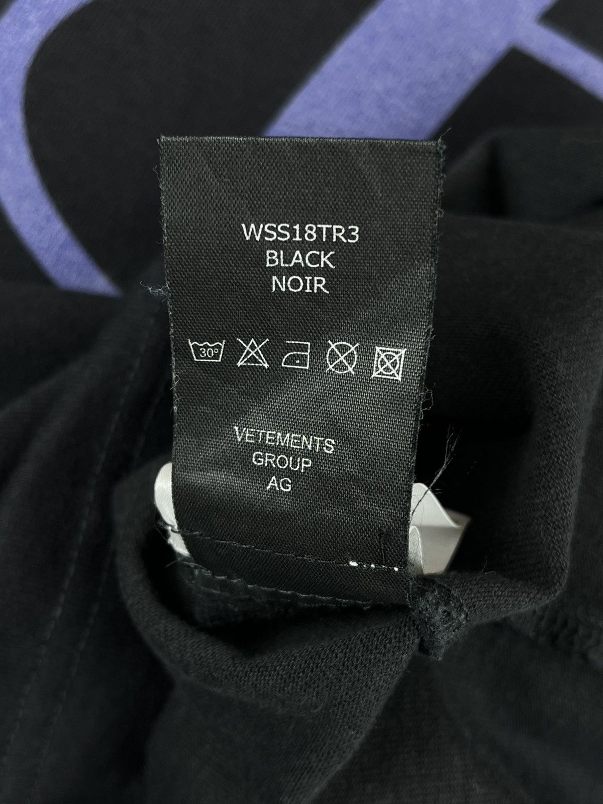 Vetements SS18 Vetements Zurich Antwerp Deconstructed Split Tshirt Size US S / EU 44-46 / 1 - 11 Thumbnail
