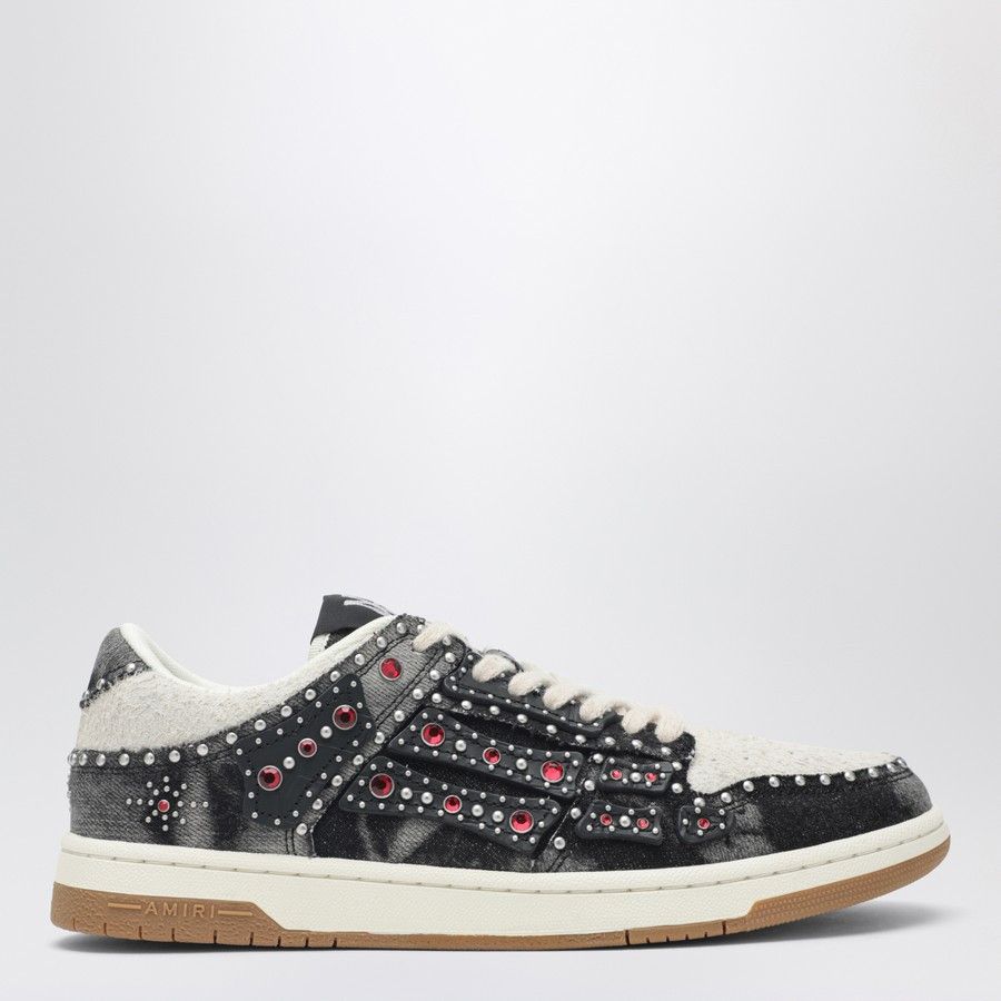 o1d2blof0226 Skelton Low-Top Sneakers in Black