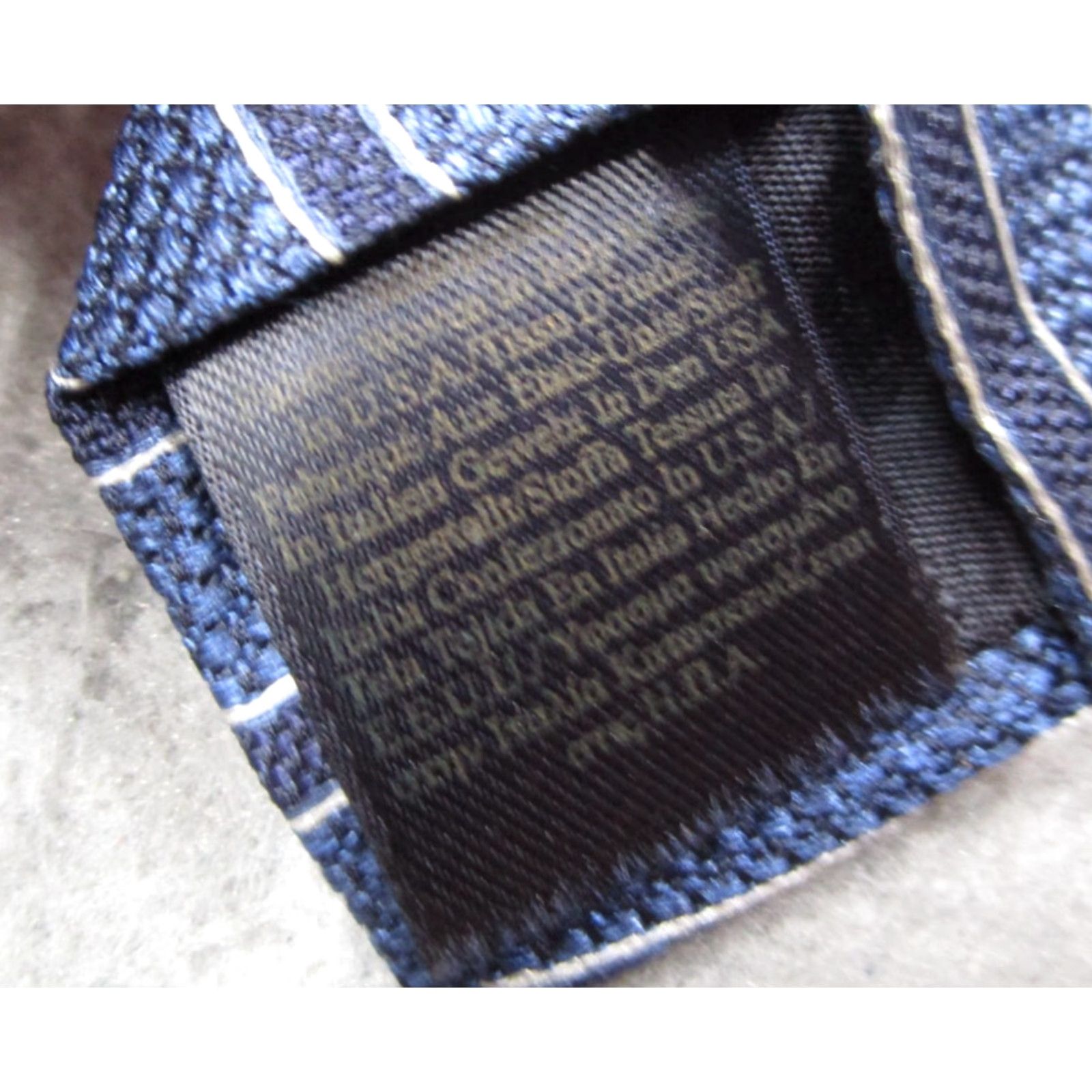 Brooks Brothers BROOKS BROTHERS Makers Merchants Men's blue striped silk neck tie - Classic One Size - Silk Tie - 57"-60" - USA Made - Preppy, Retro - Designer Mens Size ONE SIZE - 6 Thumbnail
