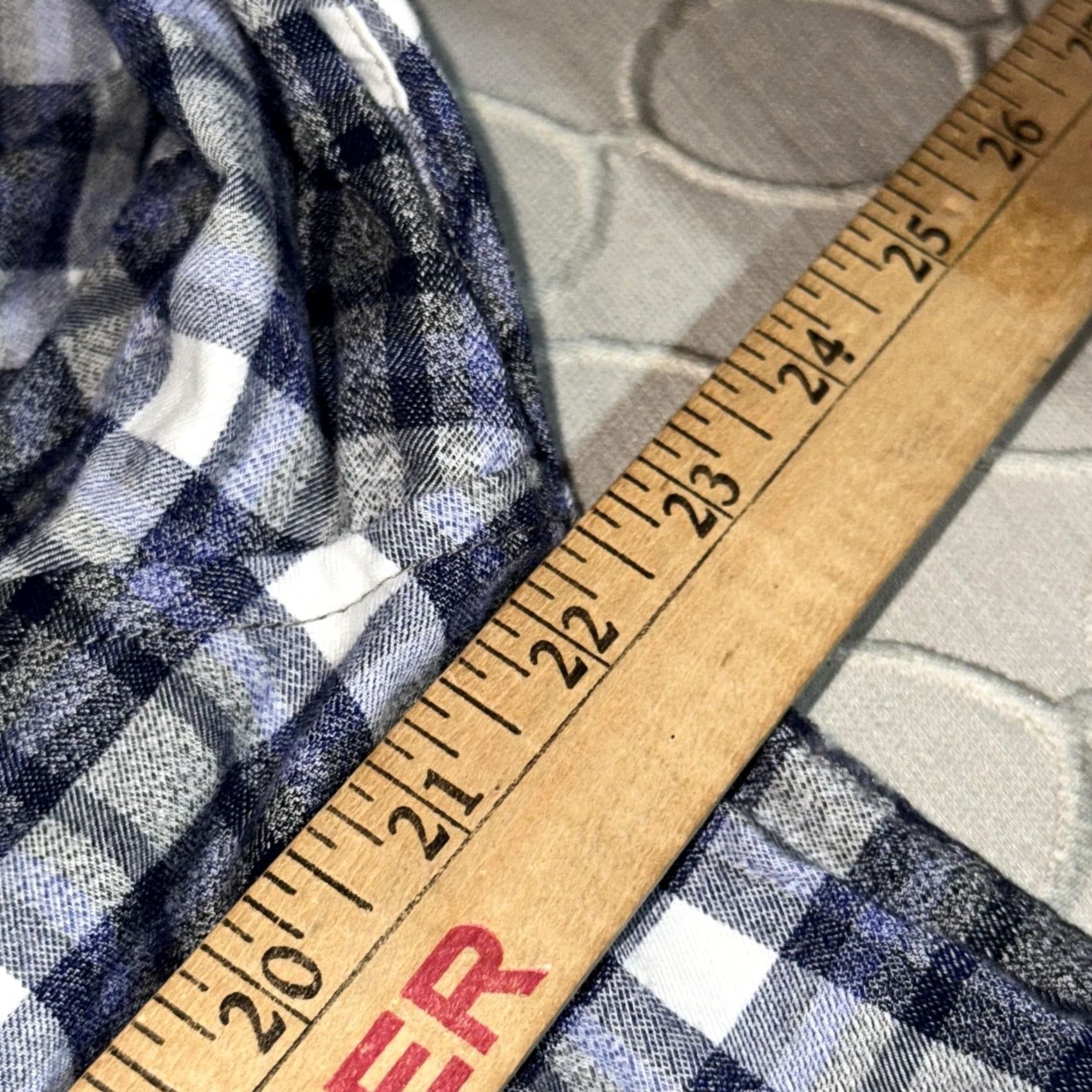 johnnie-O Johnnie-O Shirt Mens Large Blue Gray Plaid Button-Down Long Sleeve Shirt Girls? Size US L / EU 52-54 / 3 - 6 Thumbnail