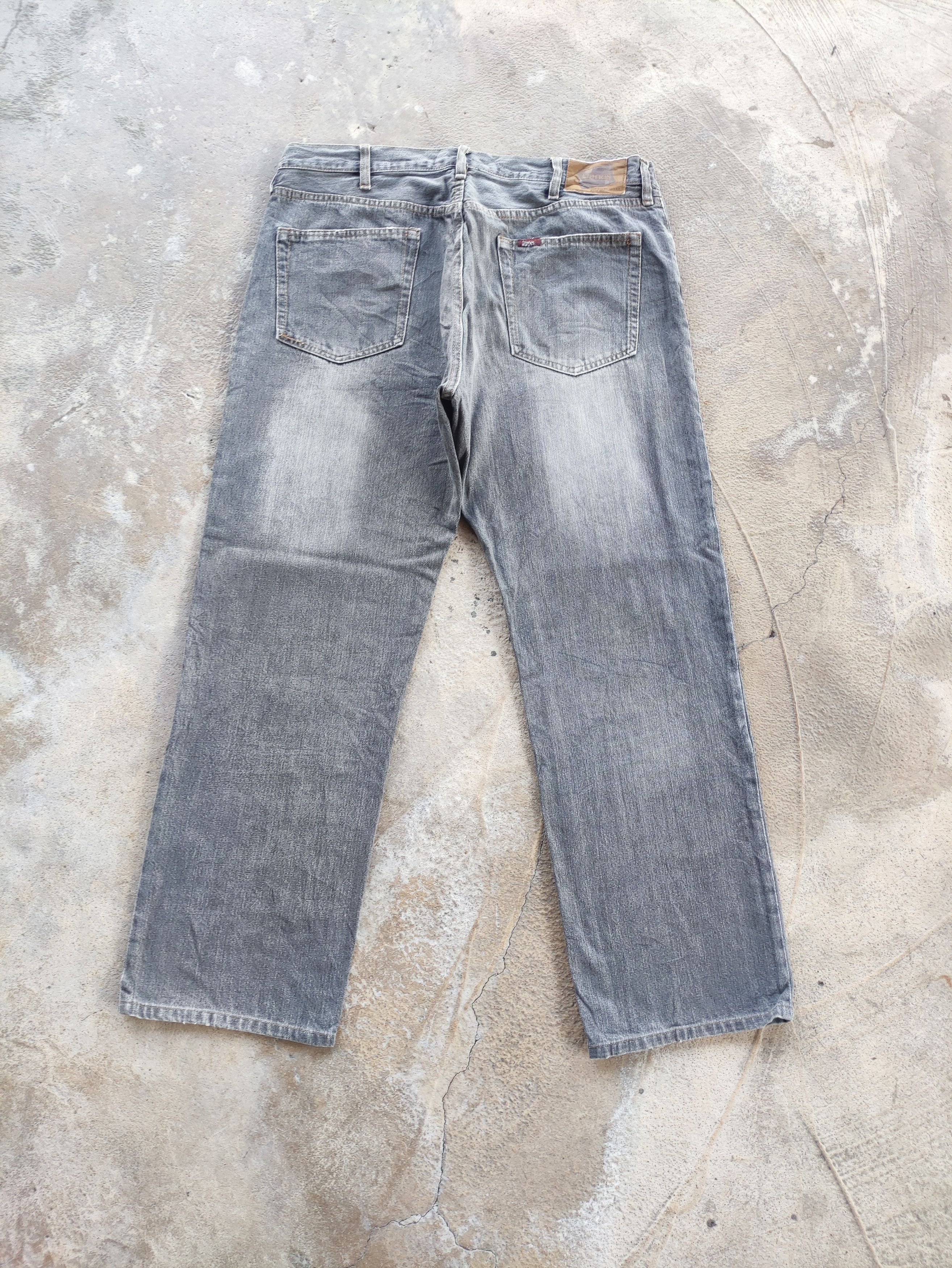 Vintage Vintage Hanes Black Baggy Denim Distressed Jeans Faded Pants Size US 36 / EU 52 - 8 Thumbnail
