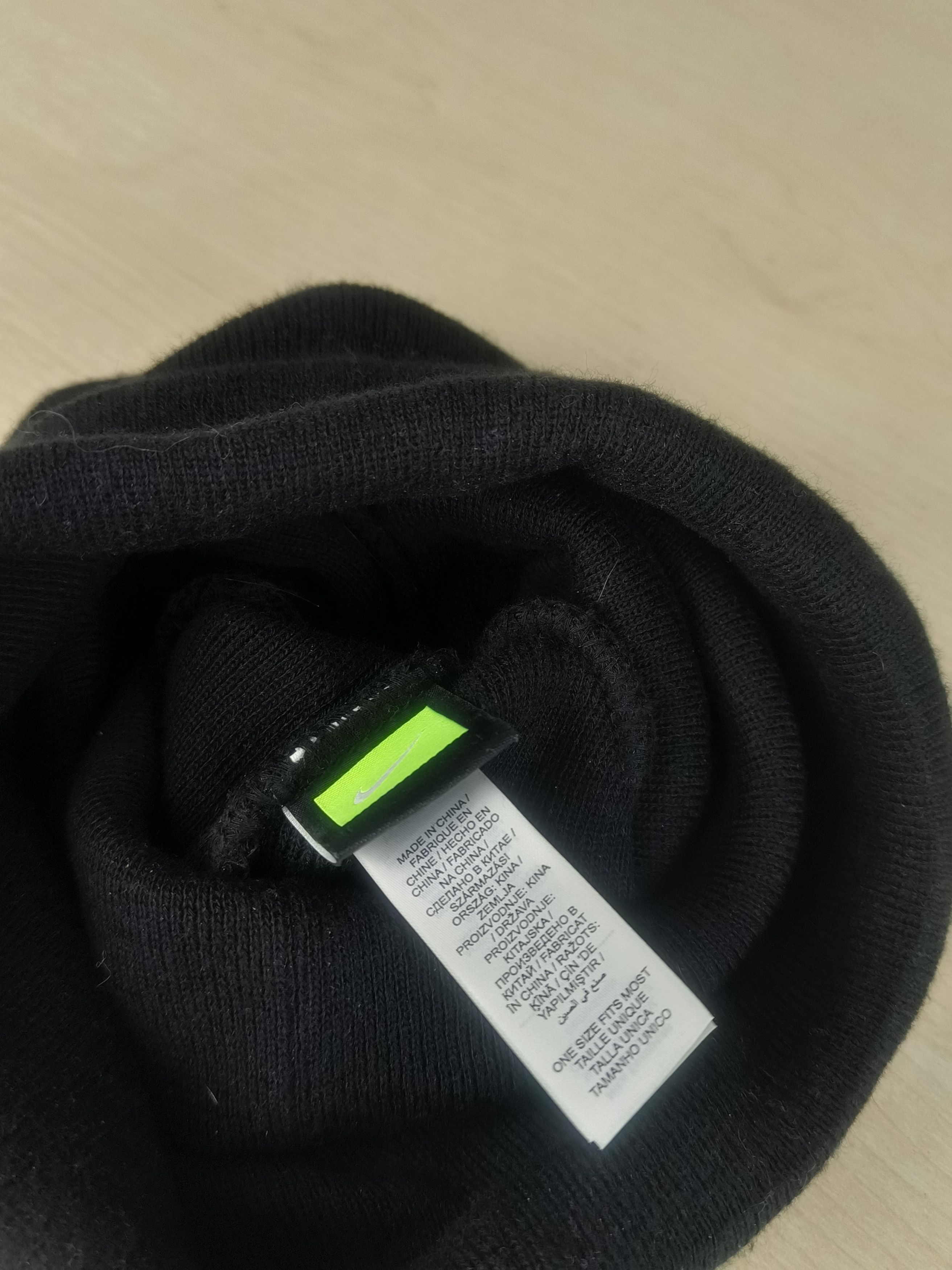 Nike Nike AIK Fotboll Stockholm Official Team Beanie Hat Size ONE SIZE - 2 Thumbnail