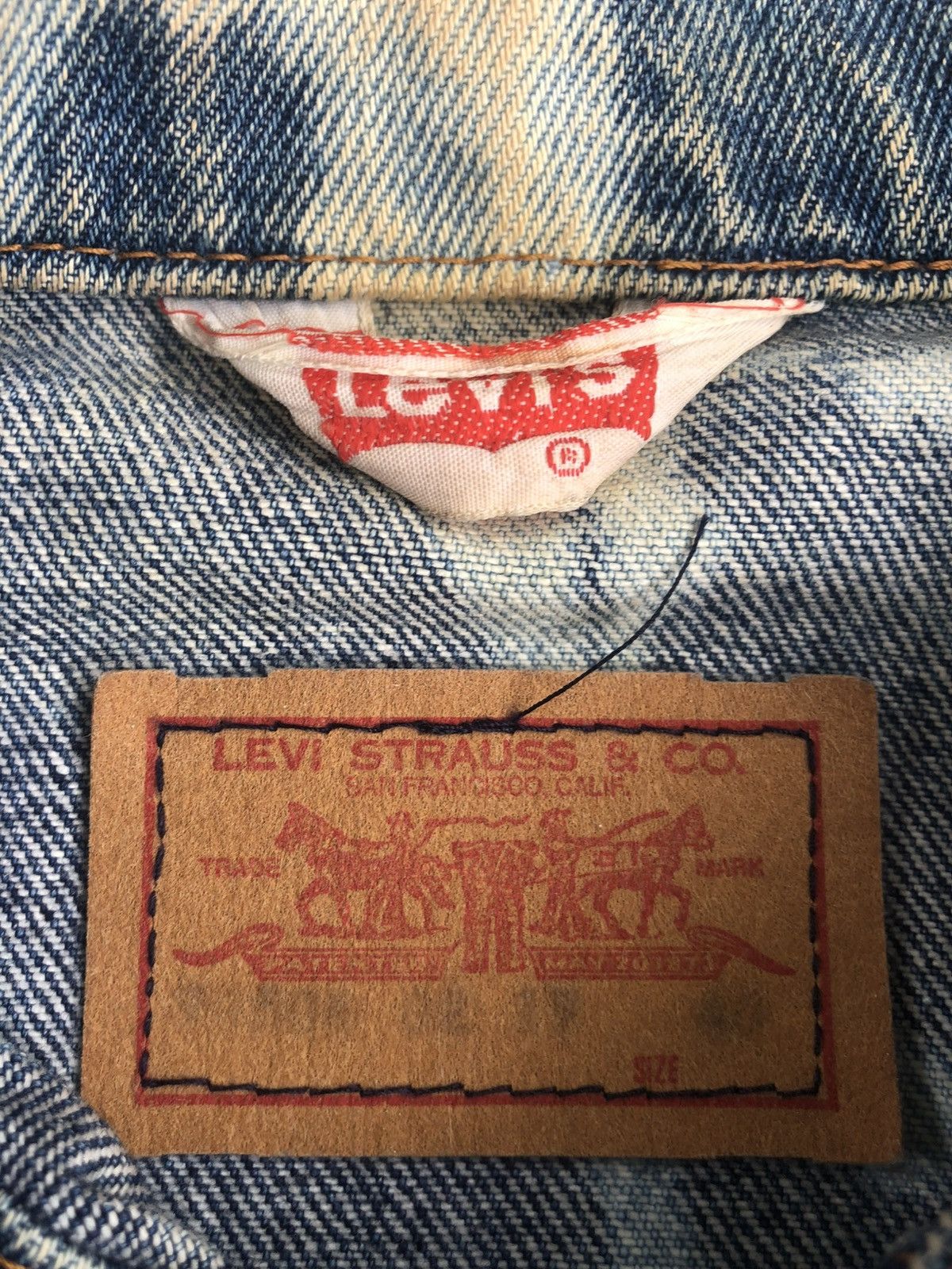 Levi's Vintage 80’s Levi’s Acid Wash Denim Jacket Distressed Denim Size US L / EU 52-54 / 3 - 22 Thumbnail