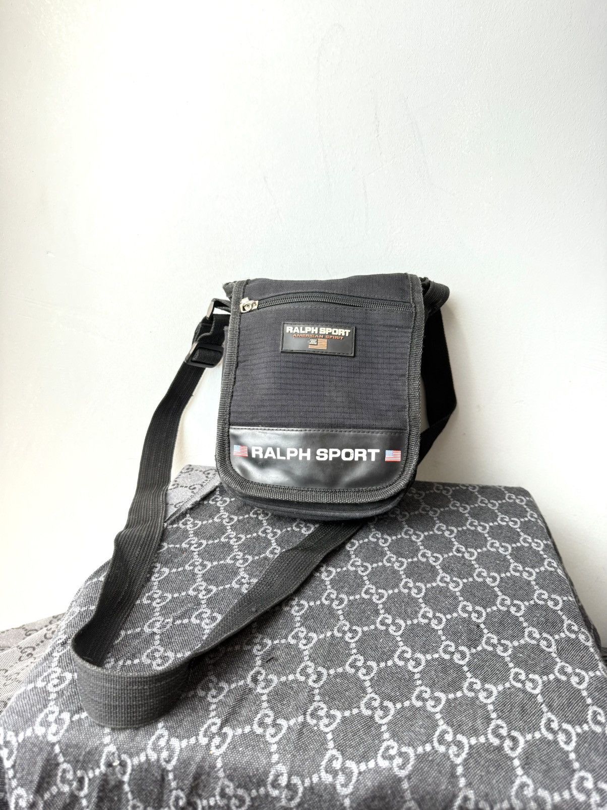 Polo Ralph Lauren Vintage Polo Sport Ralph Lauren Mini Bag Streetwear Hype Size ONE SIZE - 1 Thumbnail
