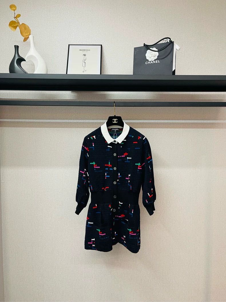 Chanel Chanel Black Russian elastic square dress 2504-Nextarrow Size XS / US 0-2 / IT 36-38 - 1 Thumbnail