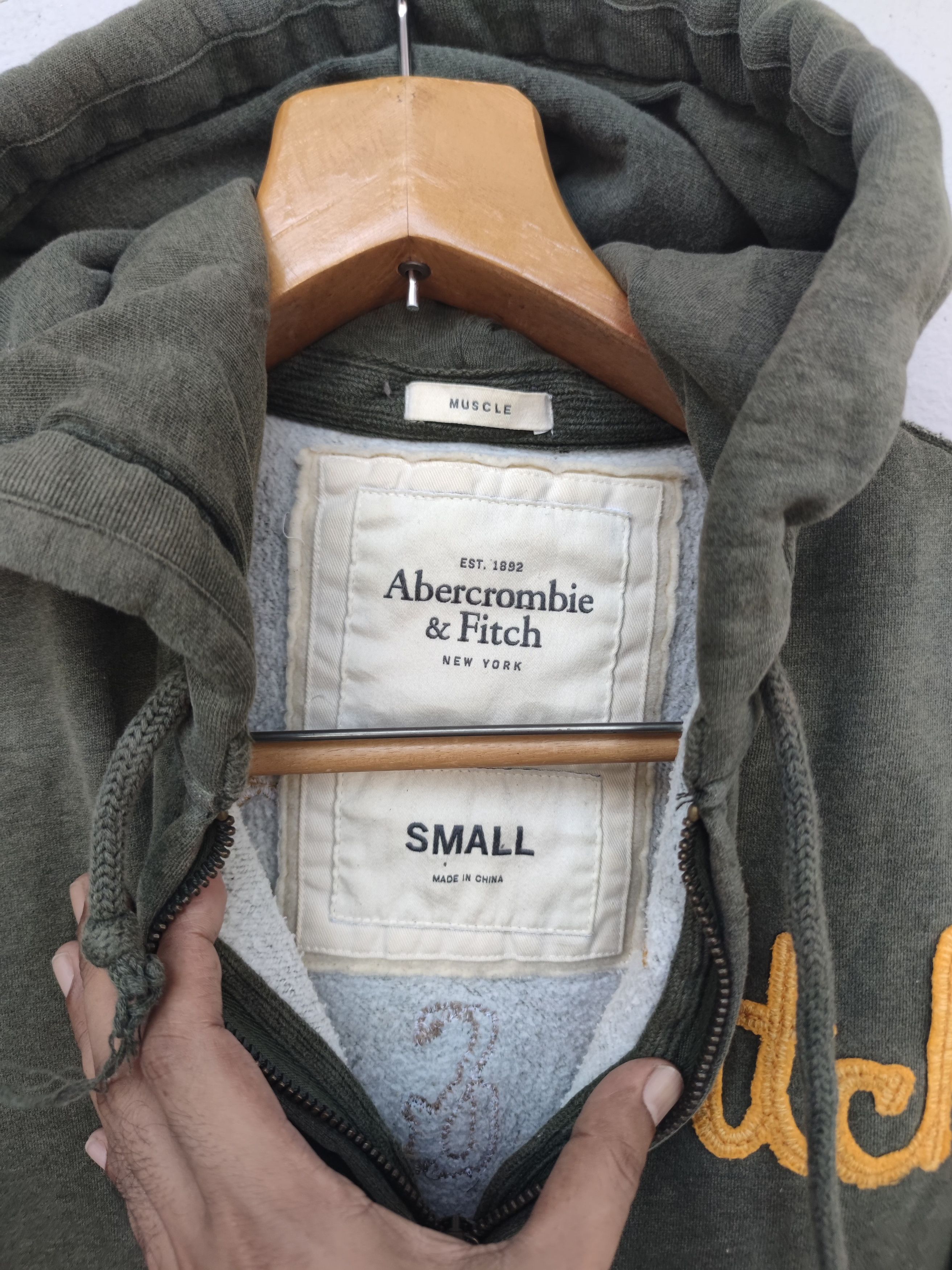 Abercrombie & Fitch Abercrombie & Fitch Warrior Hoodie Size US S / EU 44-46 / 1 - 4 Thumbnail