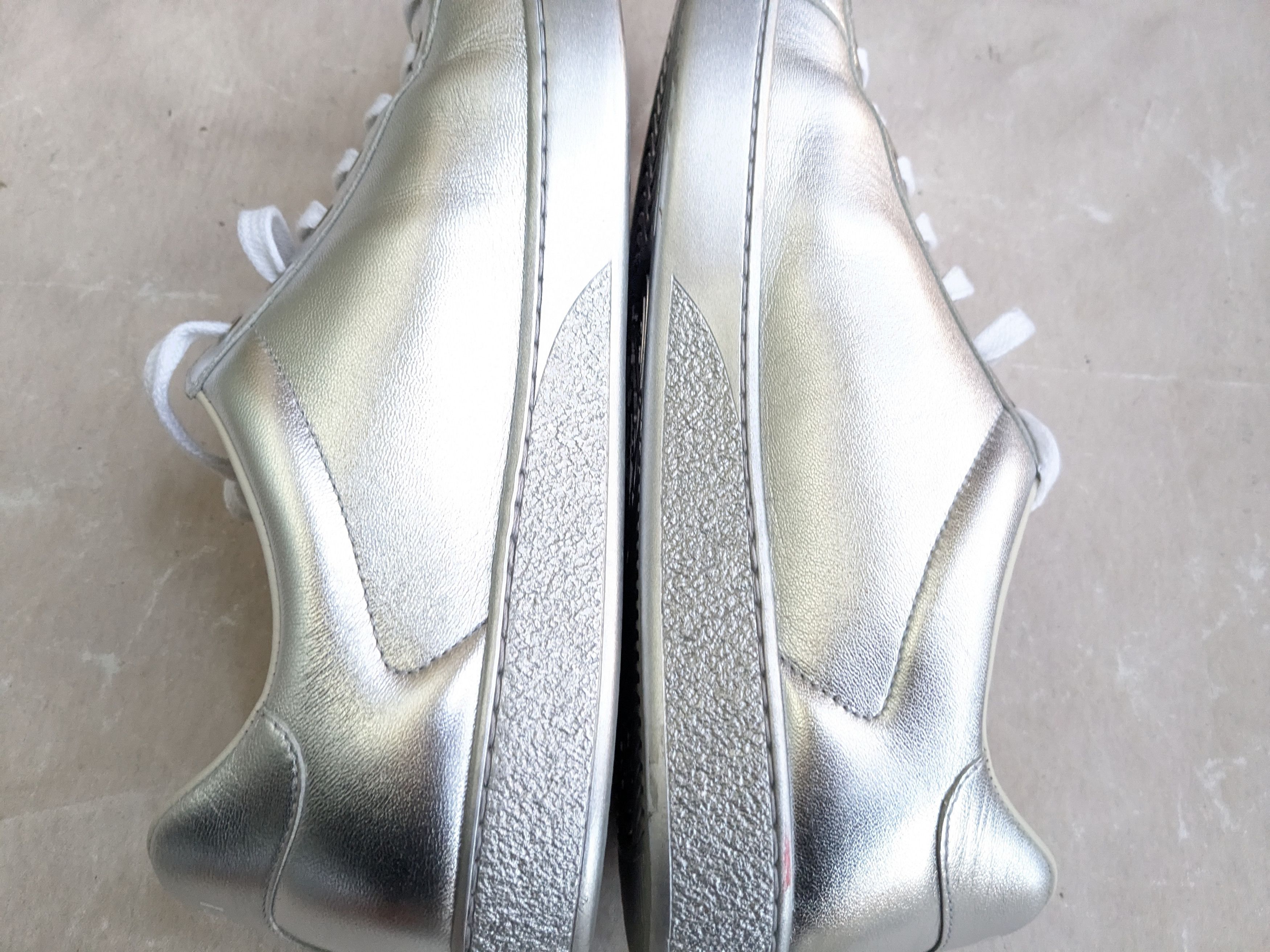 Gucci Gucci Ace Sneakers 8.5 Silver Leather Low Logo Size US 8.5 / EU 41-42 - 12 Thumbnail