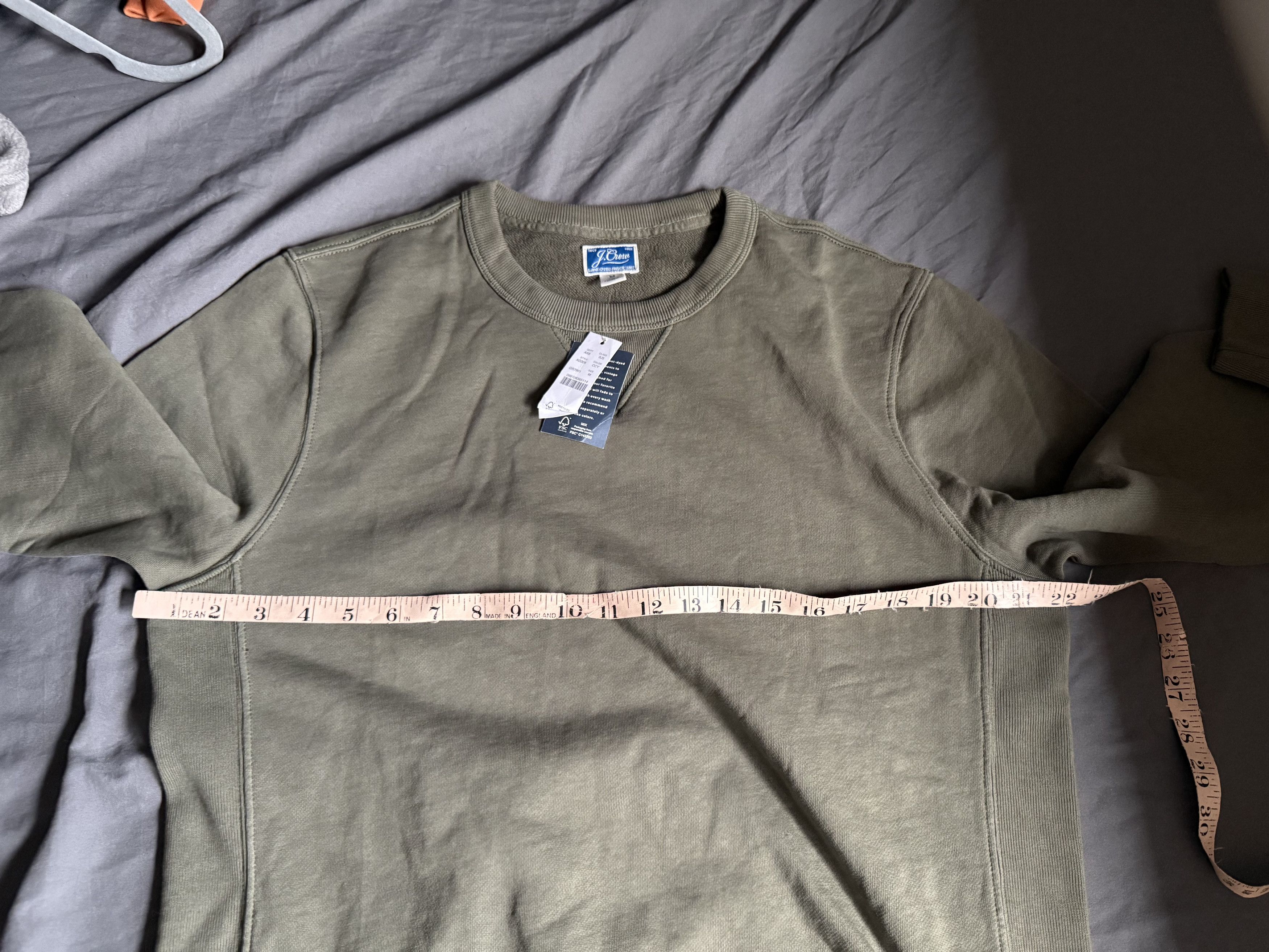 J.Crew J. Crew Garment-dyed french terry crewneck sweatshirt GREEN Size US M / EU 48-50 / 2 - 3 Thumbnail
