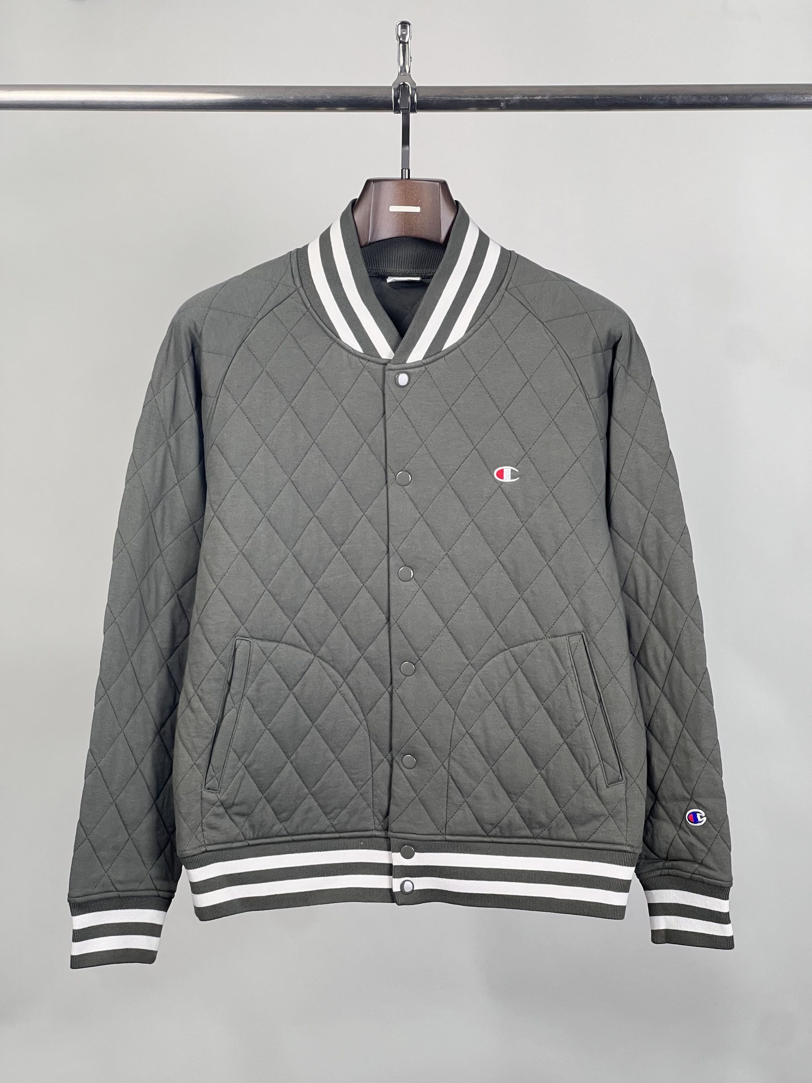 Champion Brand New Quilted Jacket Cotton C8-J009 Size US L / EU 52-54 / 3 - 1 Thumbnail