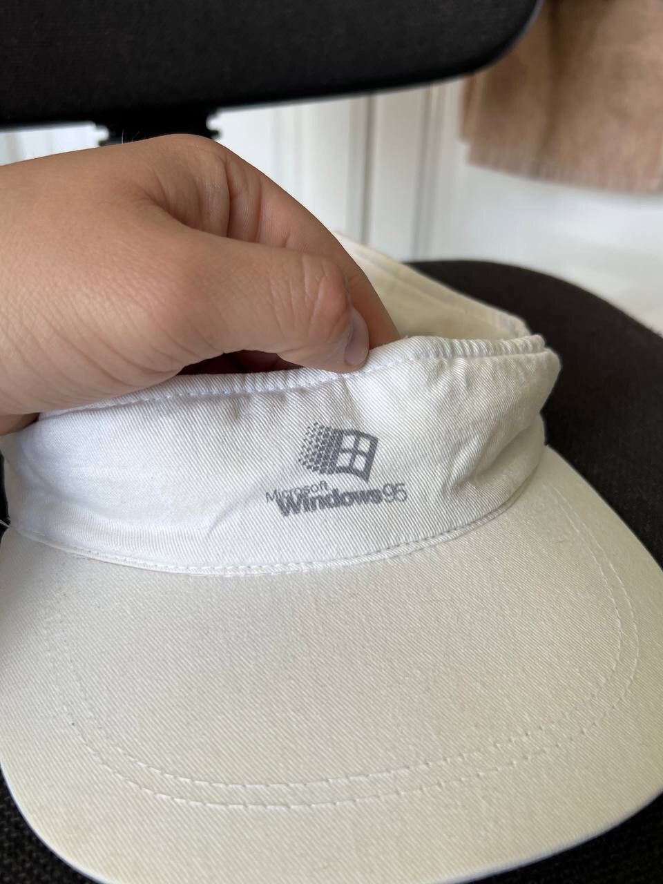 Microsoft × Vintage Vintage Microsoft Windows 95 Promo Cap Sun Visor White Size ONE SIZE - 2 Thumbnail