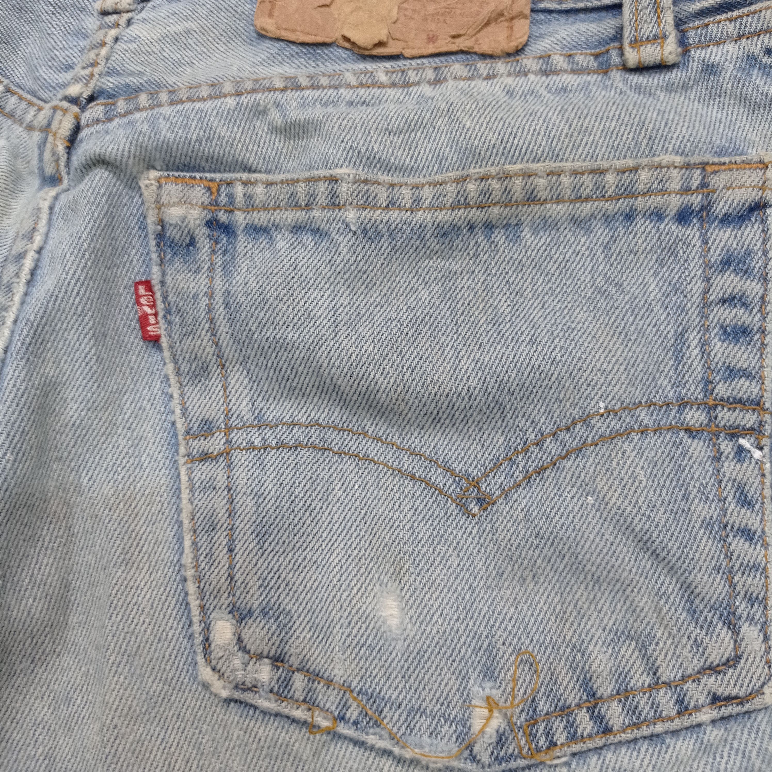 Levi's Vintage Levi's 501 Paint Splatter Distressed Jeans Pants Size US 29 - 13 Thumbnail
