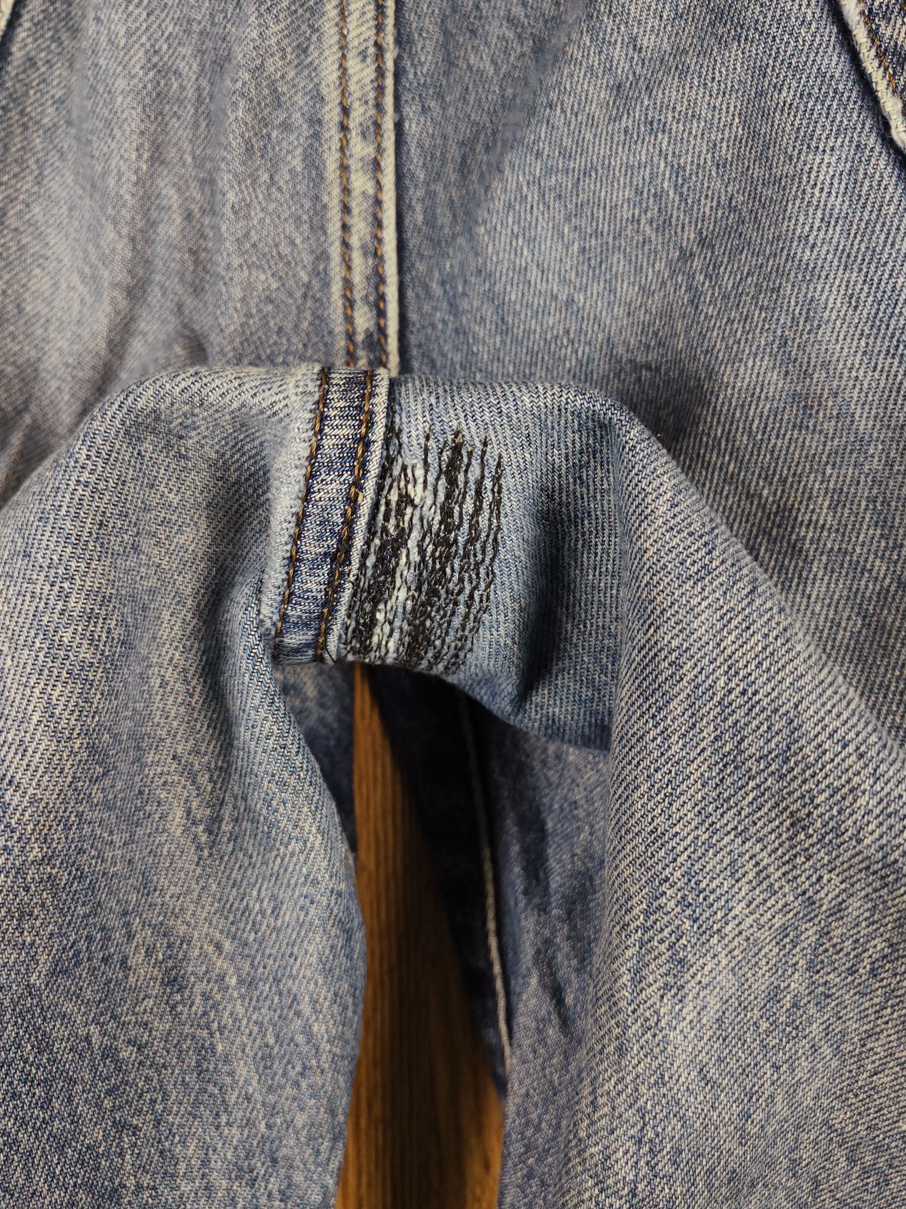 Japanese Brand Uniqlo Dark Blue Faded Distressed Ripped Jeans #S2725 Size US 36 / EU 52 - 8 Thumbnail