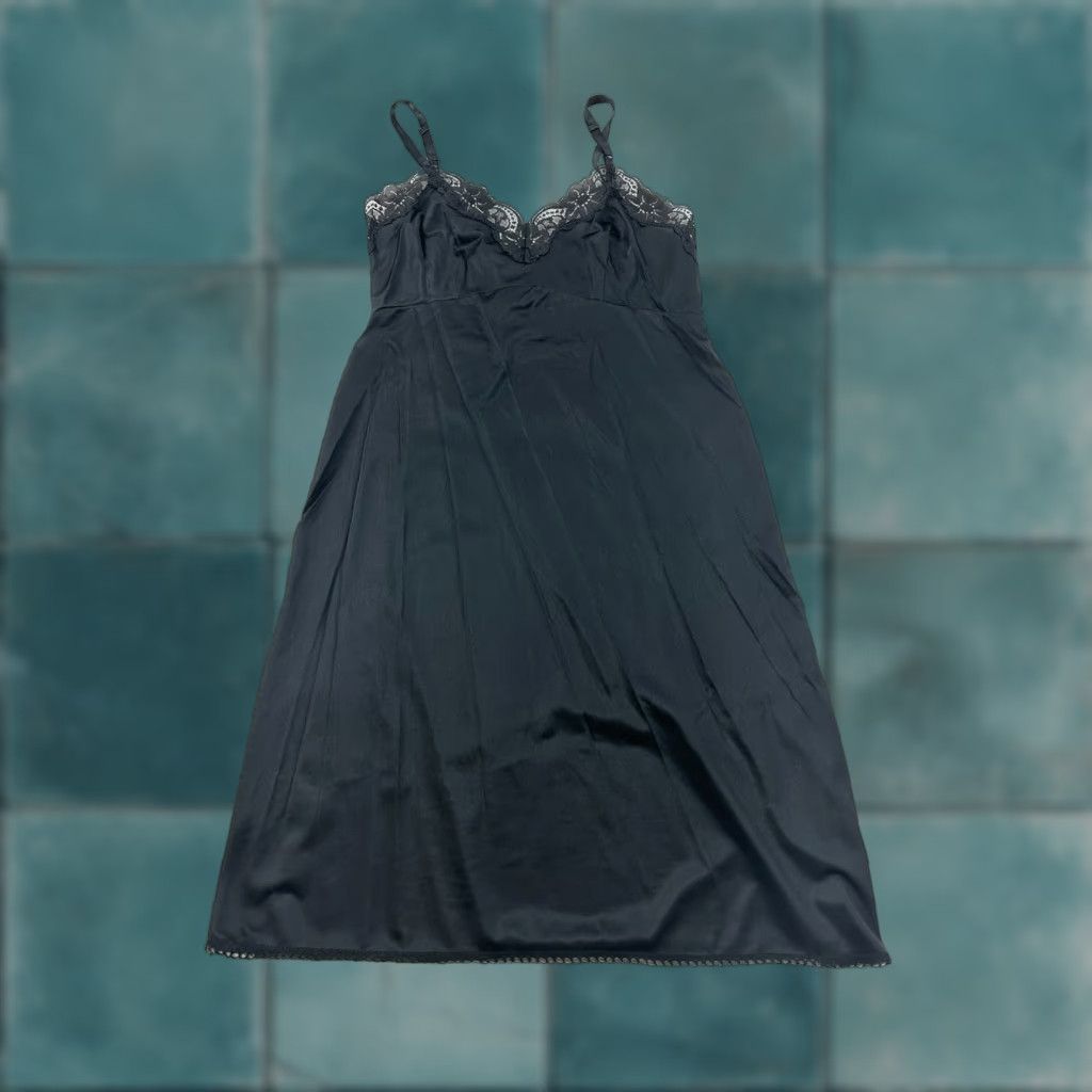 Vintage VINTAGE Greenco maid Full Slip Size 36 Black Lace Trim Nylon Made In USA Negro Rockabilly 1960s Slip Womens Size ONE SIZE - 1 Thumbnail