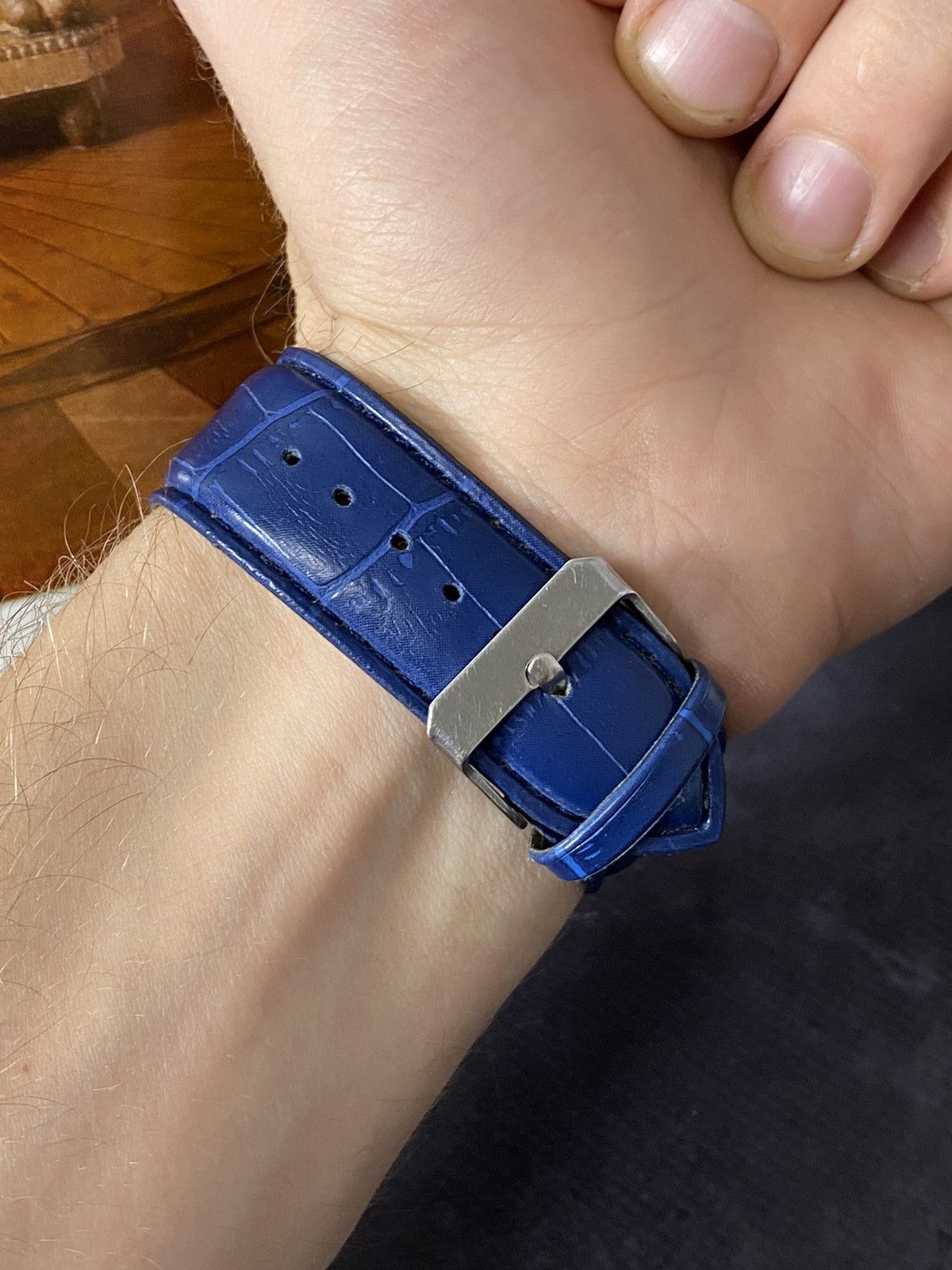 Japanese Brand Bright Futuristic Blue Watch Size ONE SIZE - 7 Thumbnail