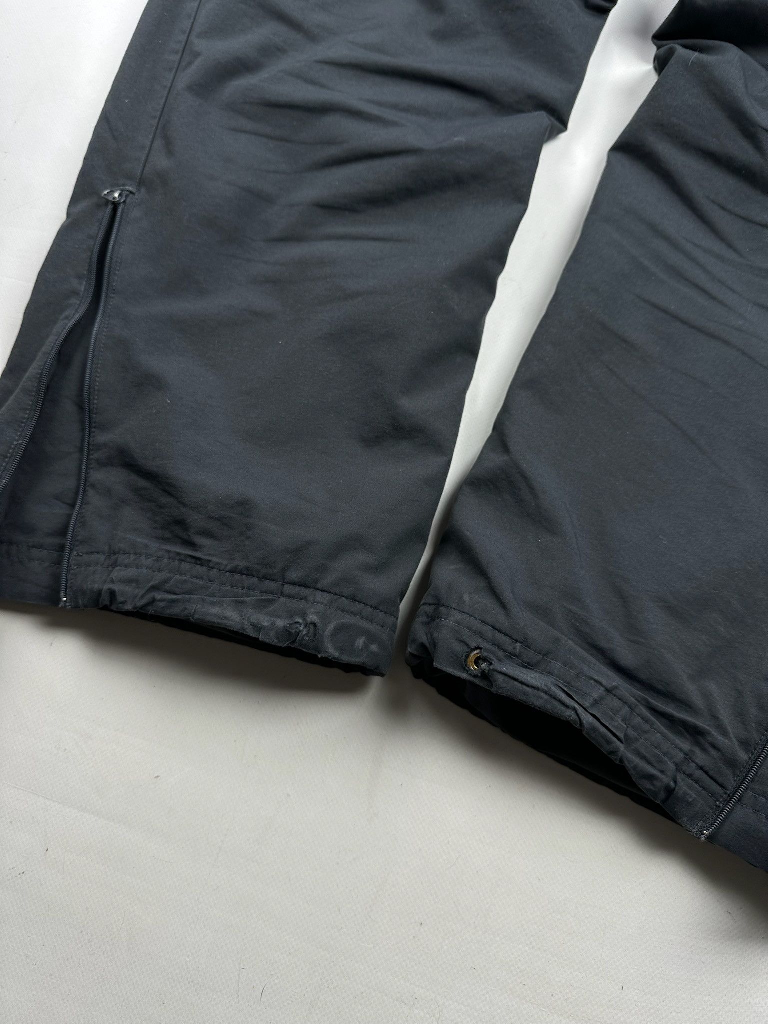Nike Vintage Nike Baggy Track Pants size L Drill Swoosh Y2K USA Size US 34 / EU 50 - 5 Thumbnail